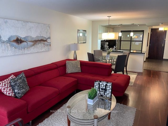 Unit 1510 - 28 Hollywood Avenue, North York 5