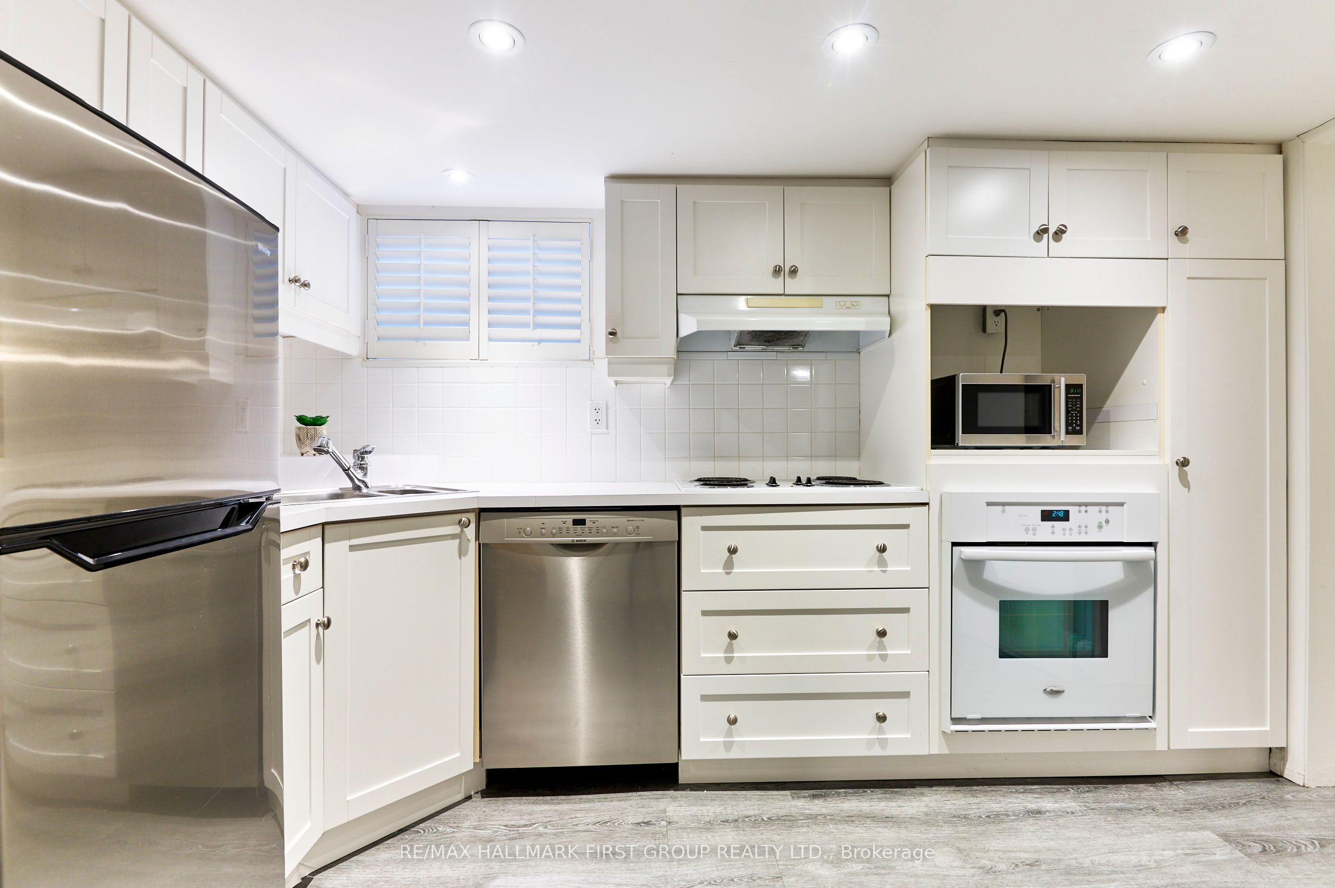 Unit Lower - 207 Bayview Heights Drive, Toronto 4