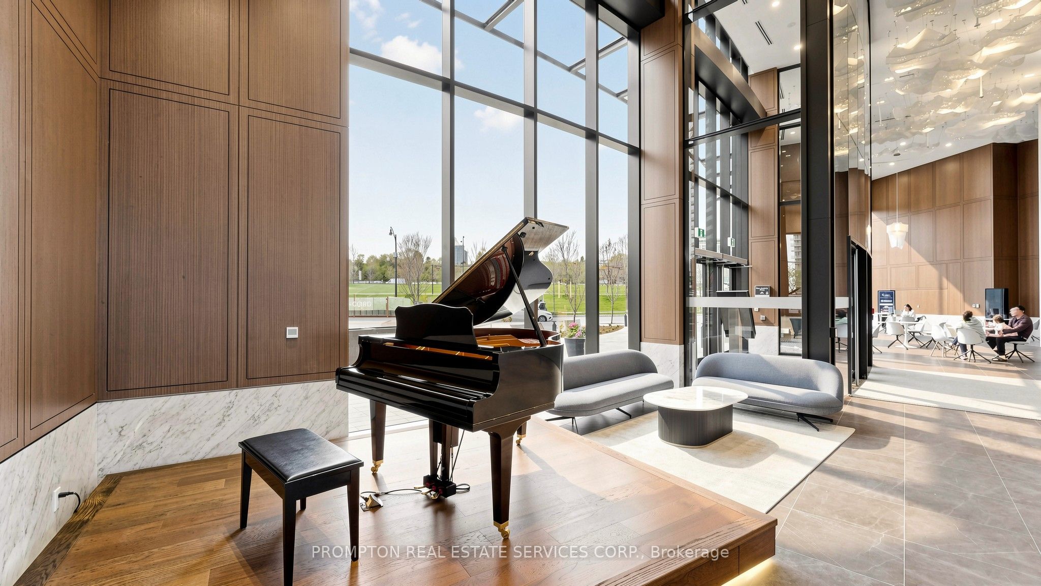 Unit 733 - 18 Esther Shiner Boulevard, North York 4