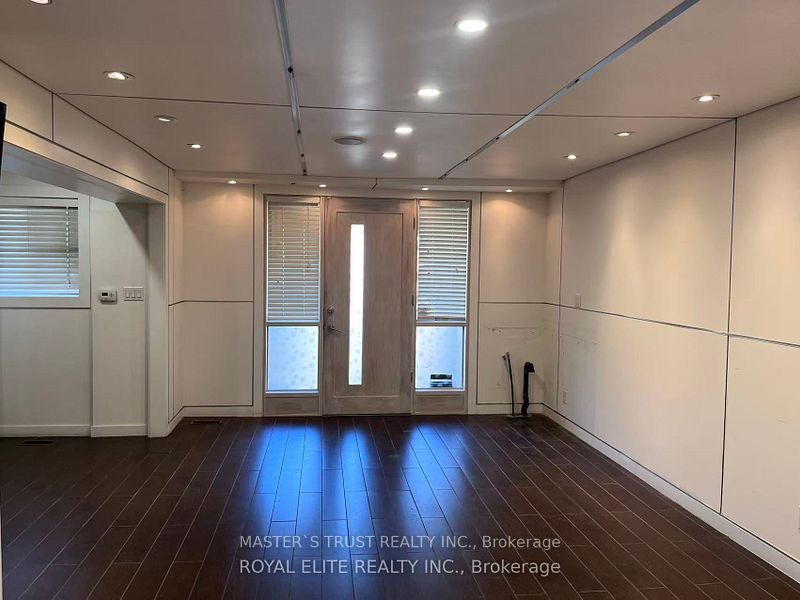 89 Finch Ave East Avenue, North York 2