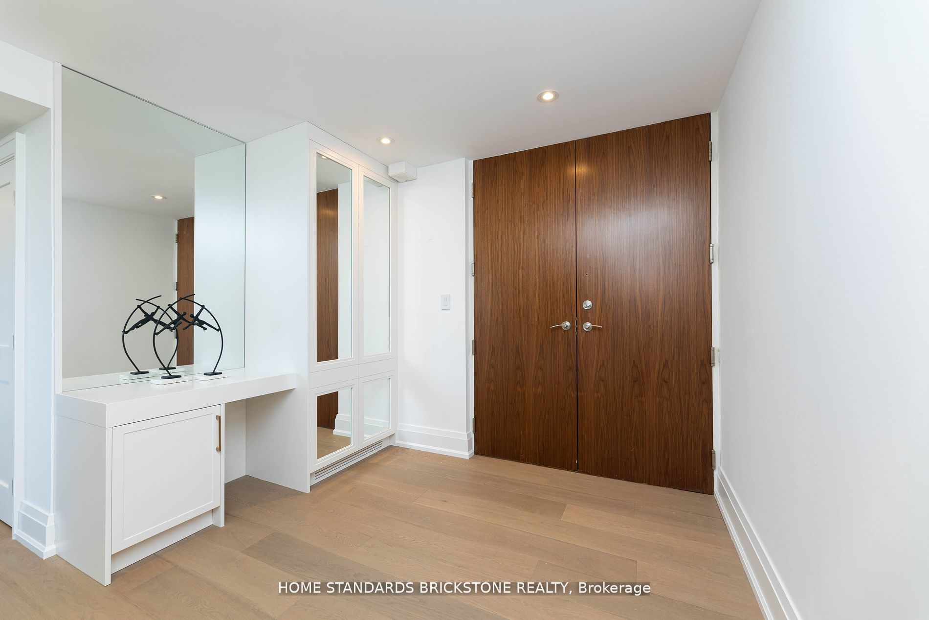 Unit 9D - 66 Collier Street, Toronto 5