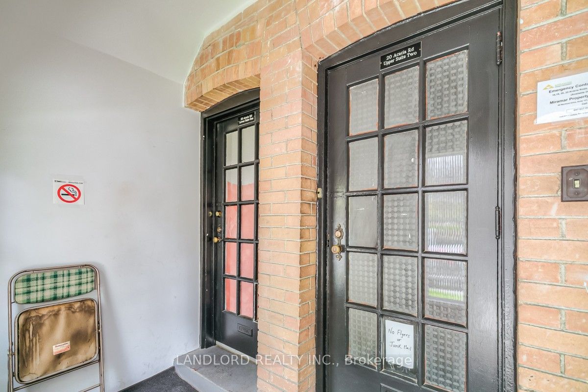 Unit Upper - 20 Acacia Road, Toronto 3