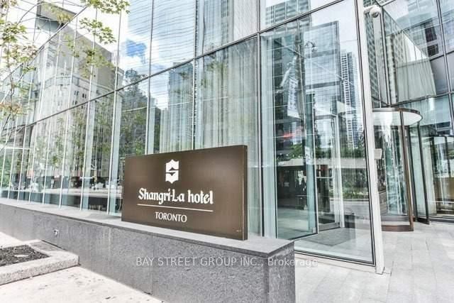 Unit 4207 - 180 University Avenue, Toronto 3