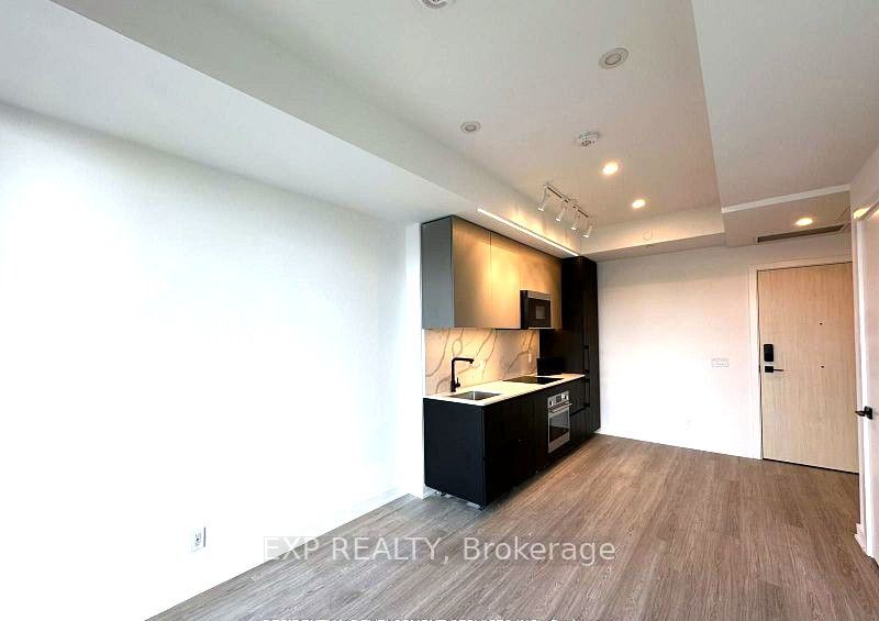 Unit 907 - 699 Sheppard Avenue E, North York 3