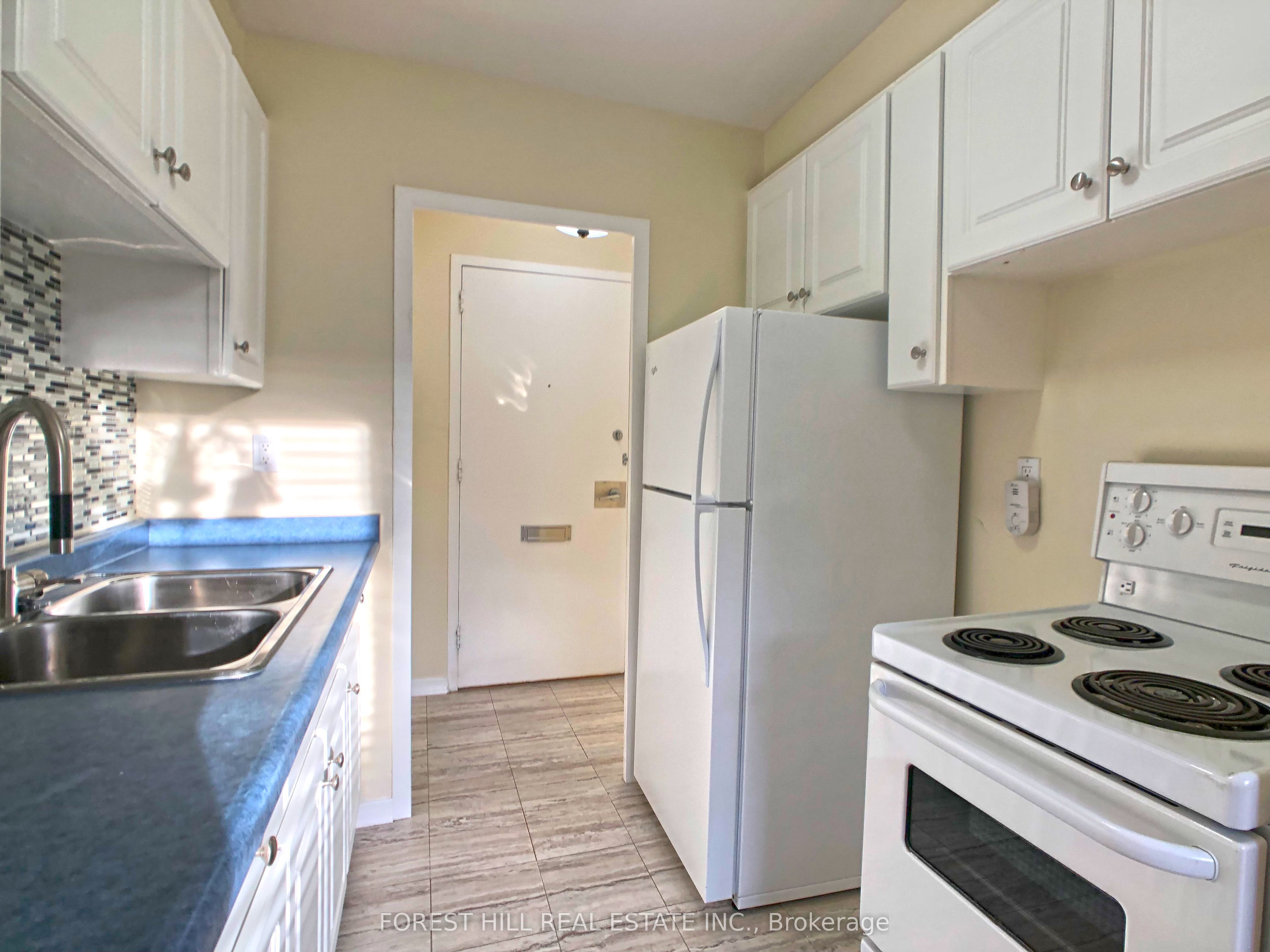 Unit 502 - 335 Lonsdale Road, Toronto 2