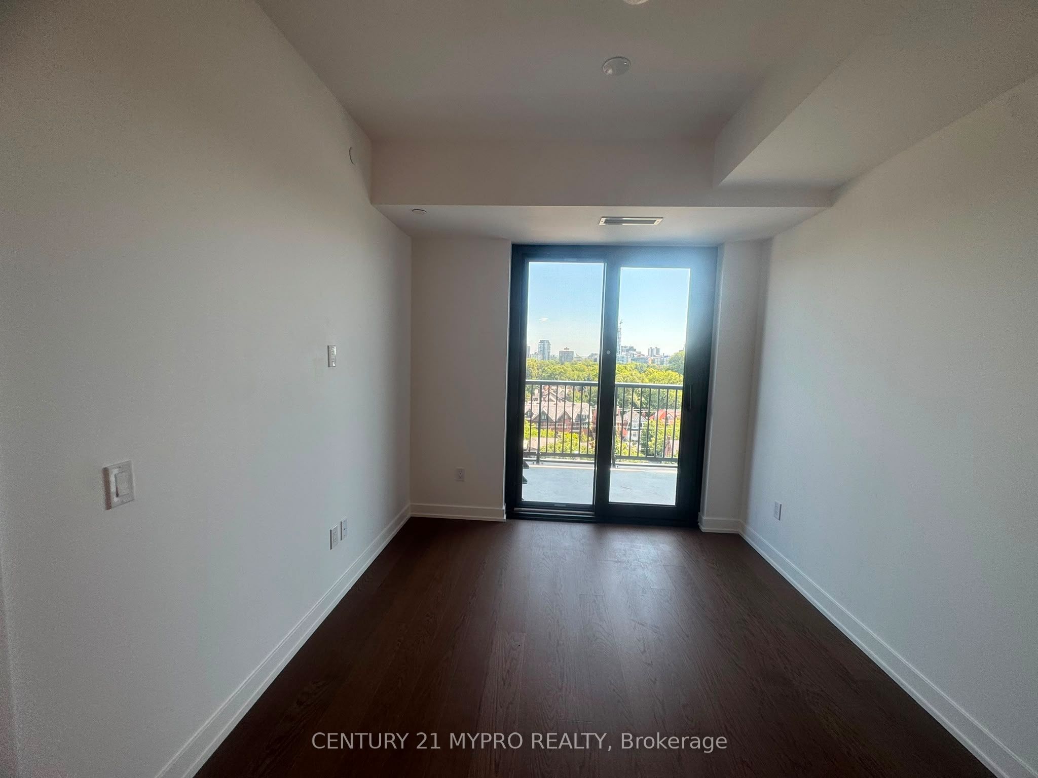 Unit 1619 - 89 Montclair Avenue, Toronto 5