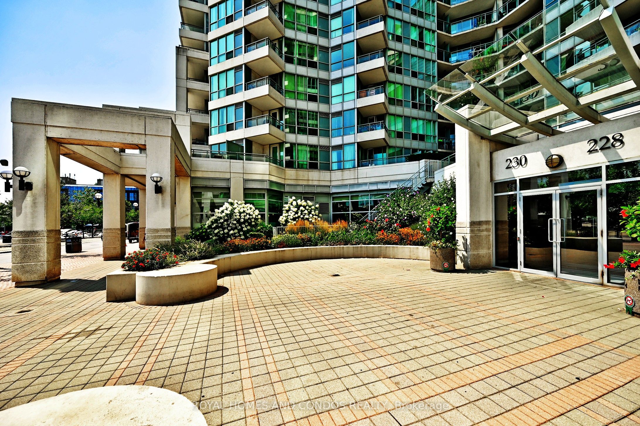 Unit 618 - 230 Queens Quay W Quay, Toronto 3
