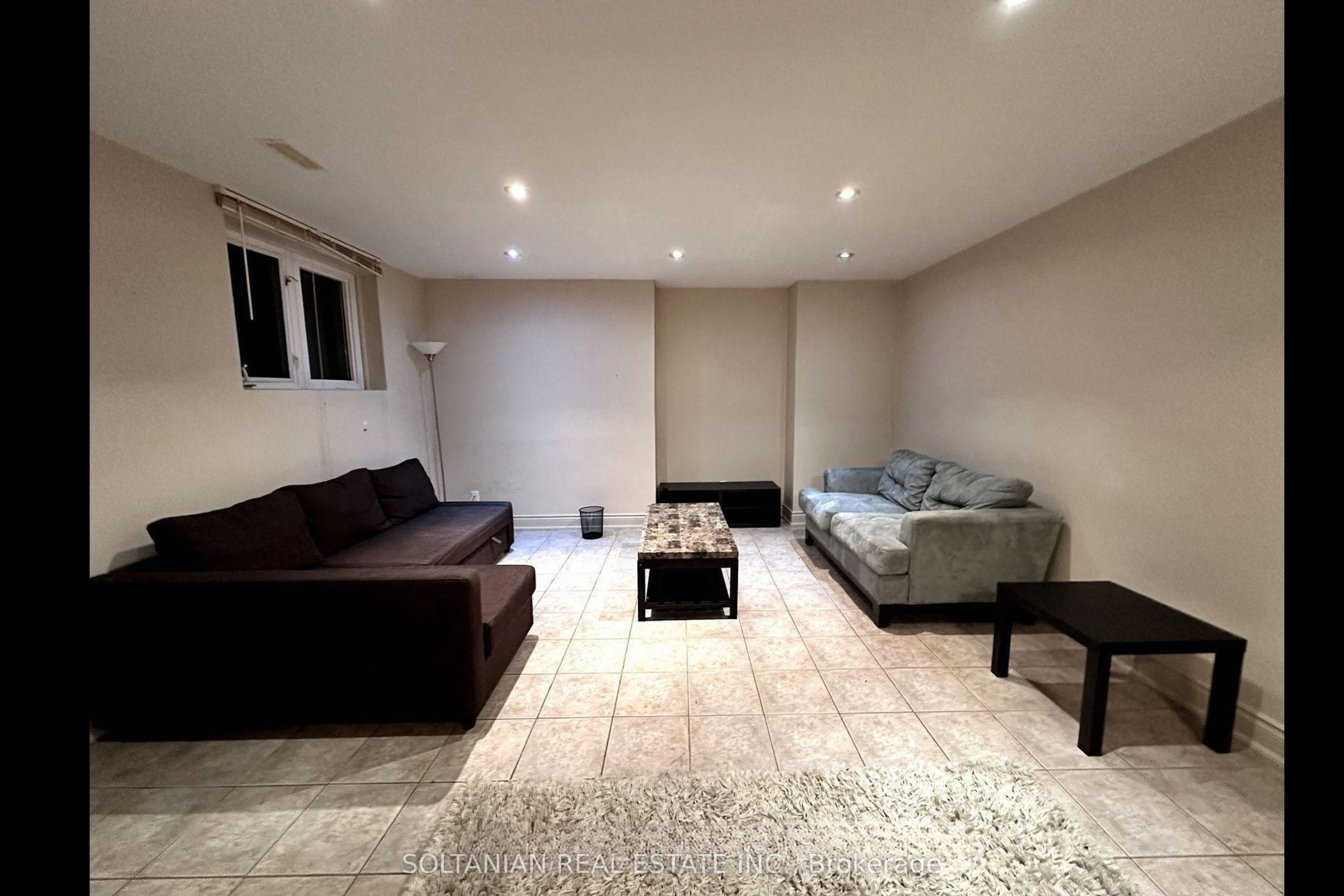Unit Bsmt - 164 Newton Drive, North York 2