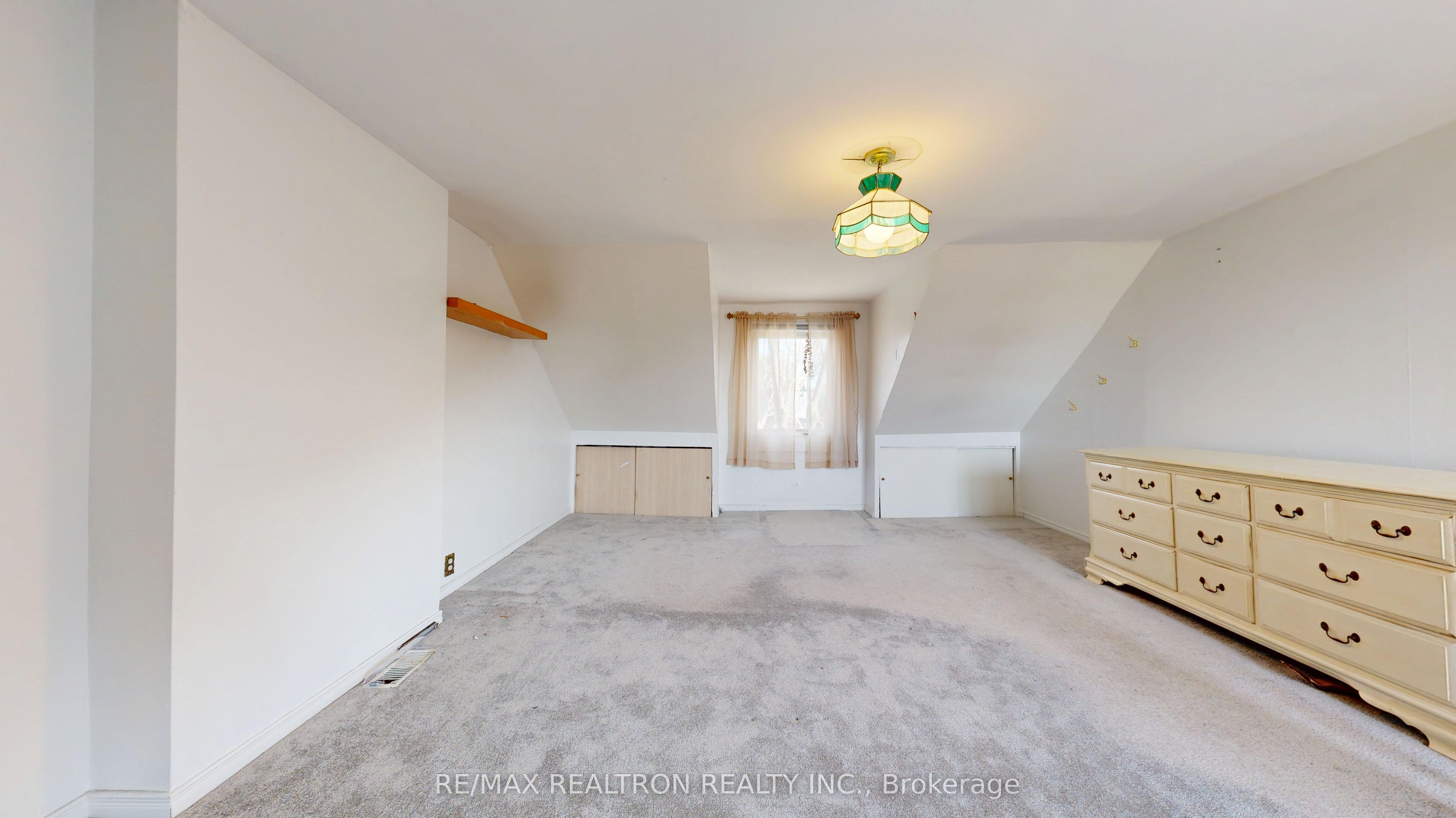Unit Upper - 32 Macklem Avenue, Toronto 3