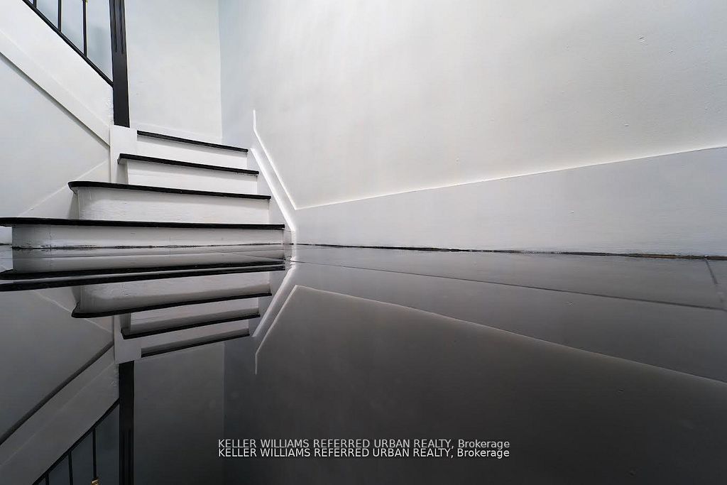 Unit Upper - 1182 Ossington Avenue, Toronto 3