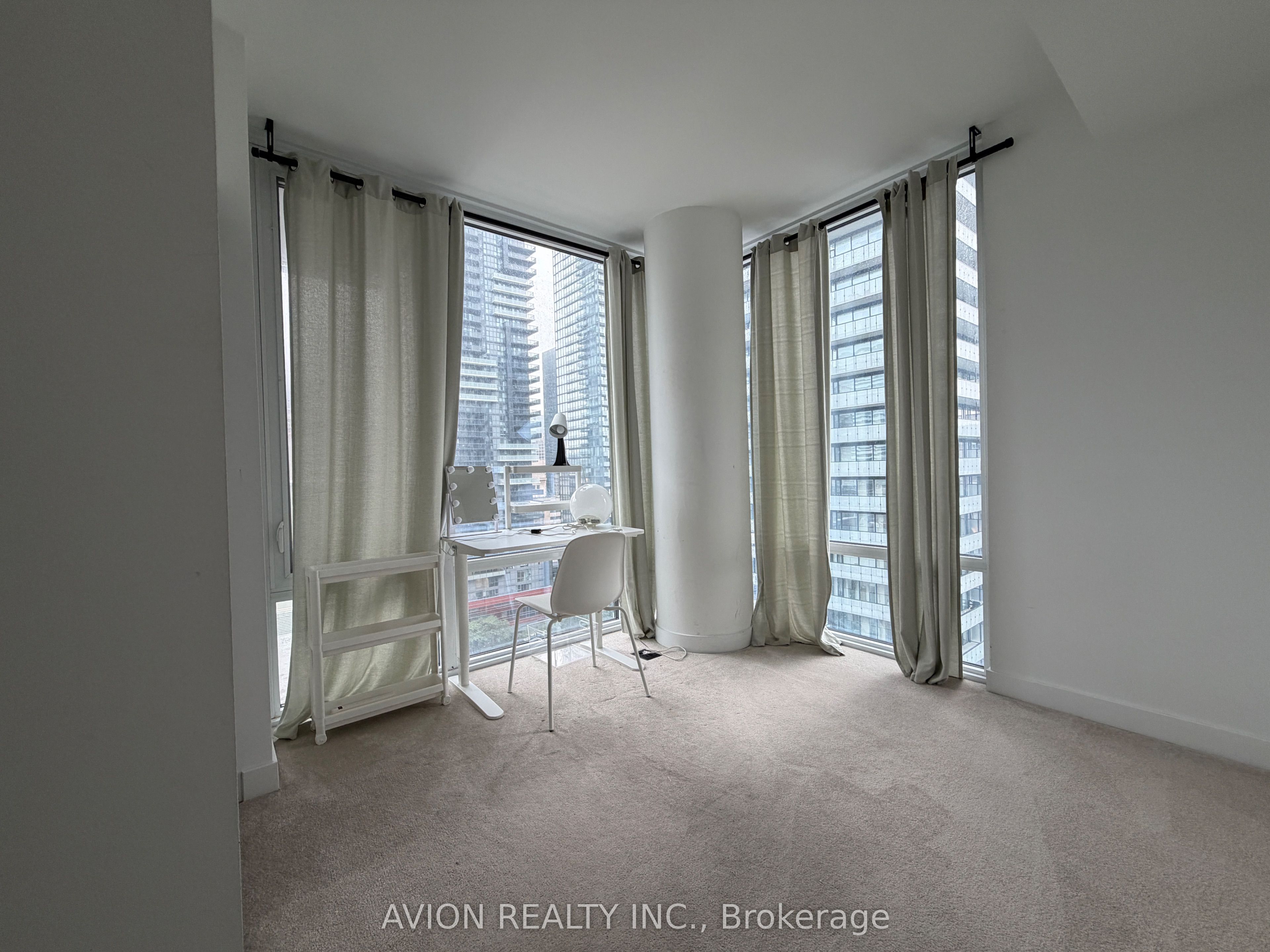 Unit 1112 - 501 Yonge Street, Toronto 5