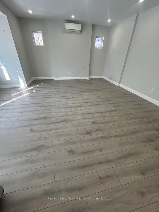 Unit Main - 485 Oriole Parkway, Toronto 5