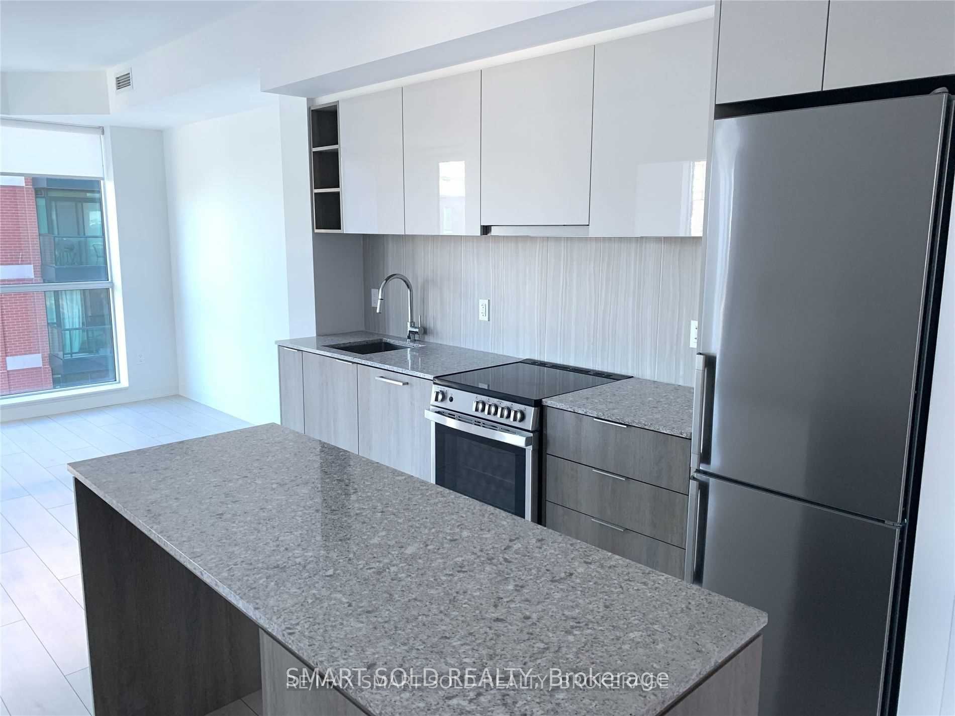 Unit 831 - 31 Tippett Road, North York 2