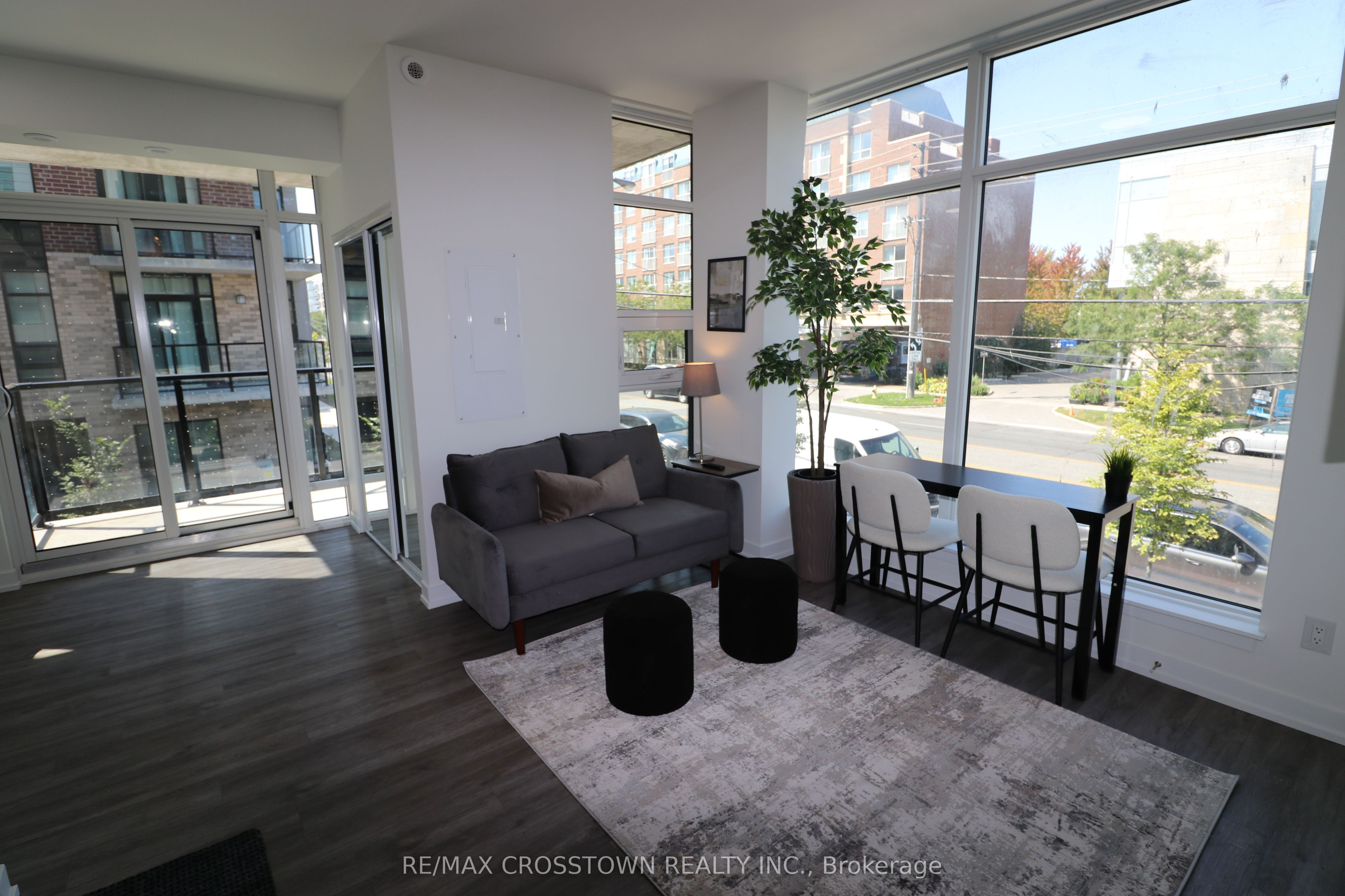 Unit 2nd - 57-861 Sheppard Avenue W, North York 3
