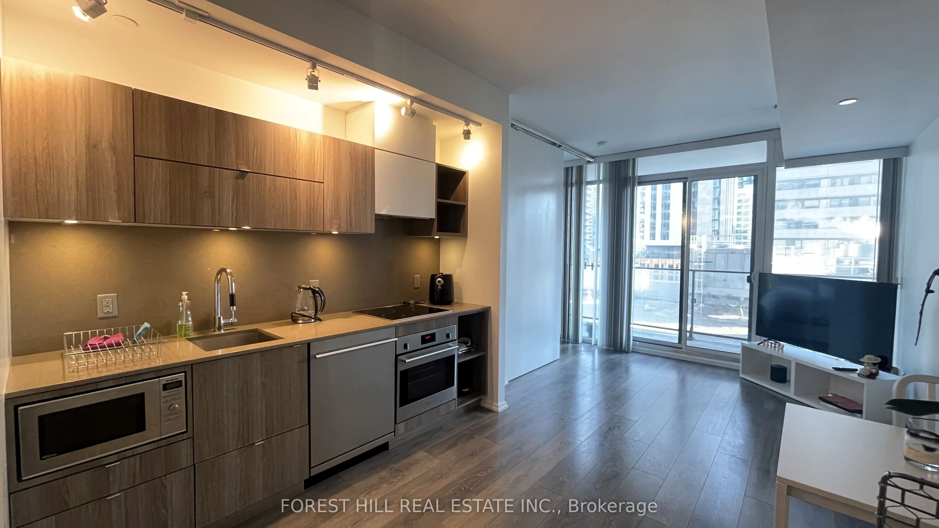 Unit 1110 - 125 Peter Street, Toronto 2