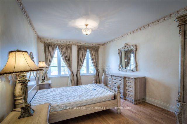 Unit 2nd floor - 77 Steeles Avenue E, North York 4