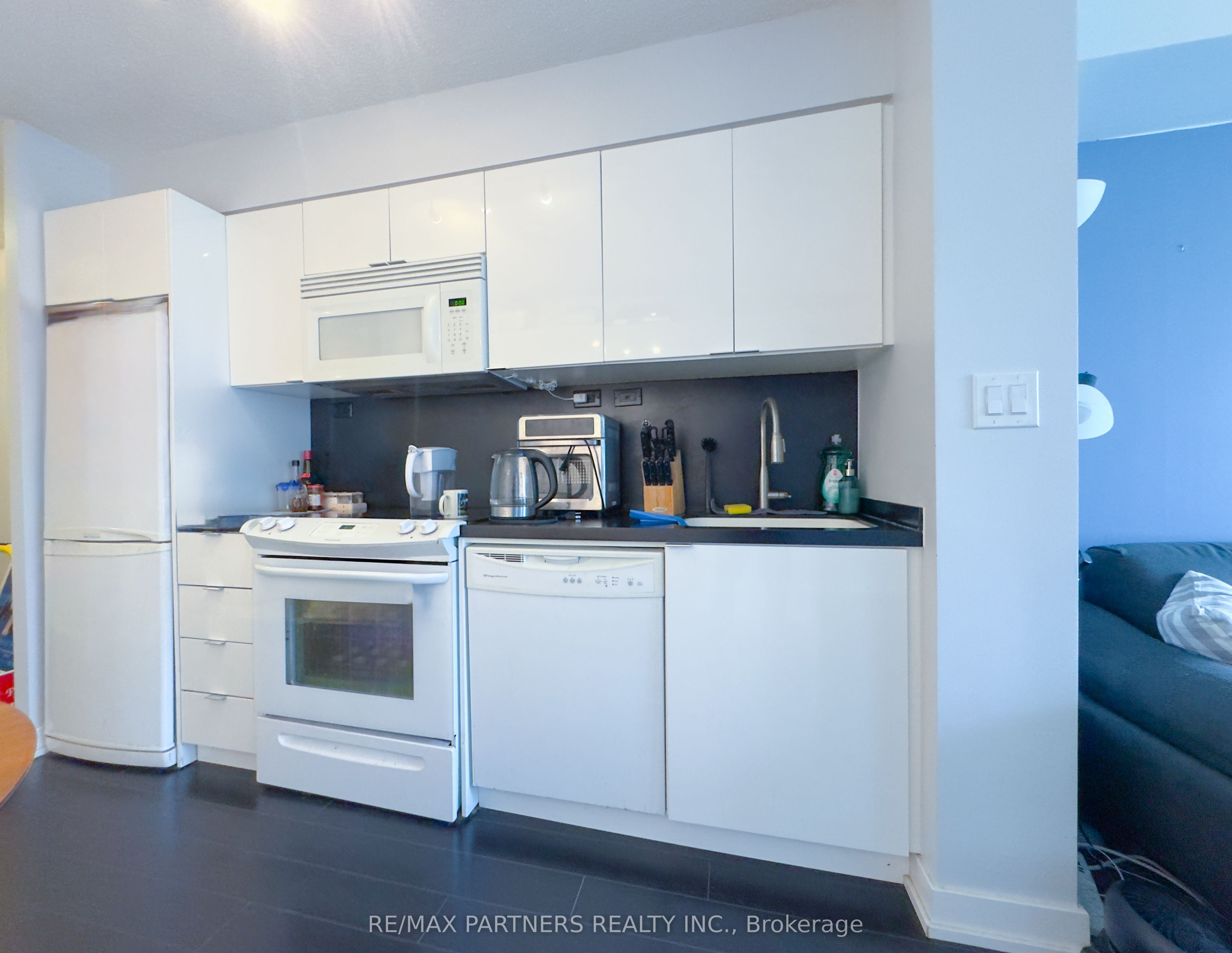 Unit 719 - 10 Capreol Court, Toronto 2