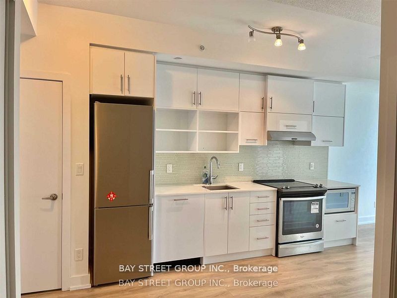 Unit 1204 - 150 Fairview Mall Drive, North York 4