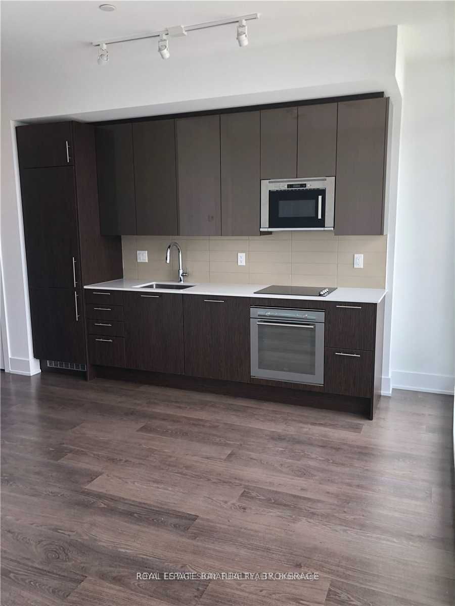 Unit 2404 - 403 Church Street, Toronto 4