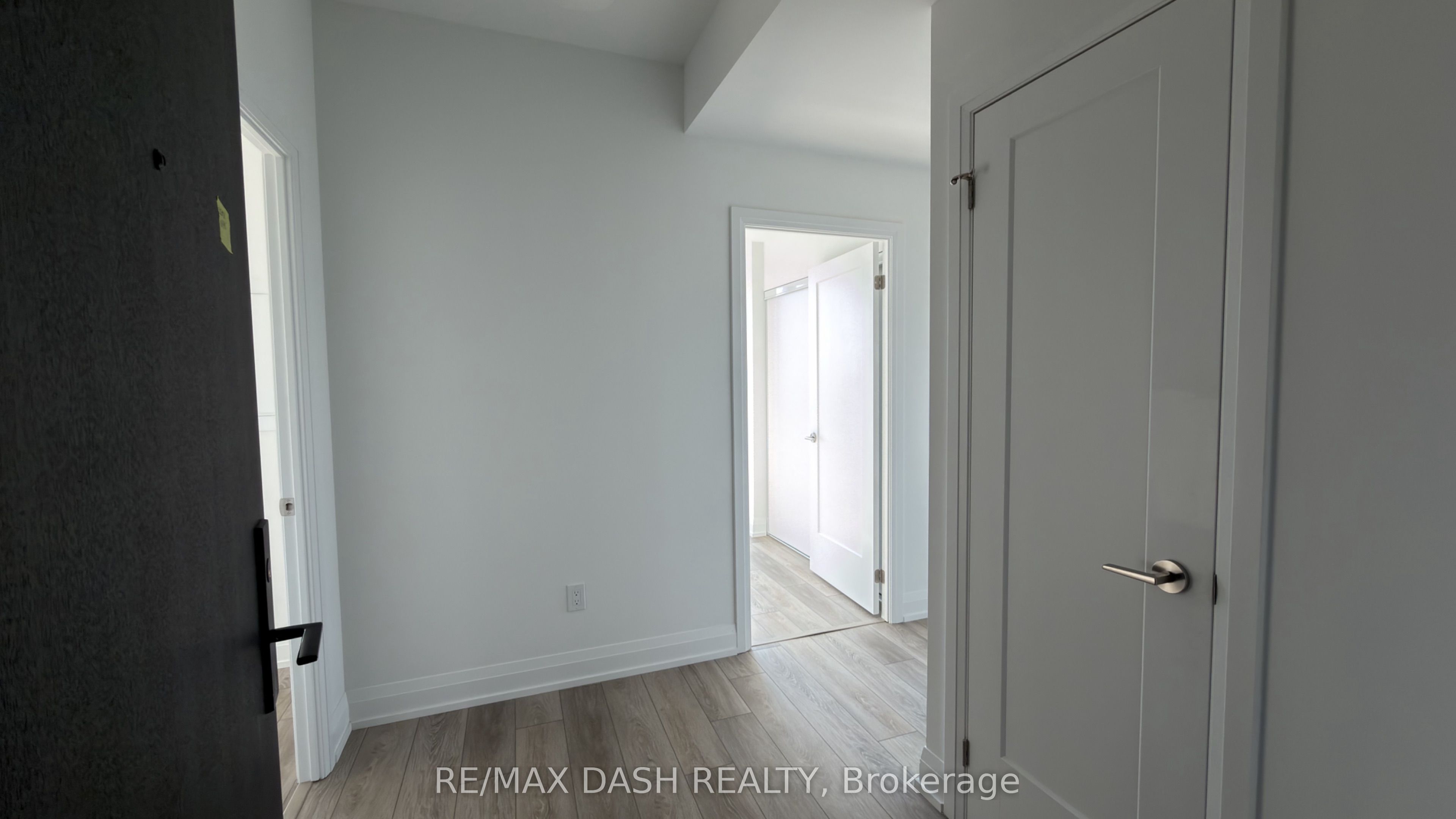 Unit 3703 - 20 Soudan Avenue, Toronto 4
