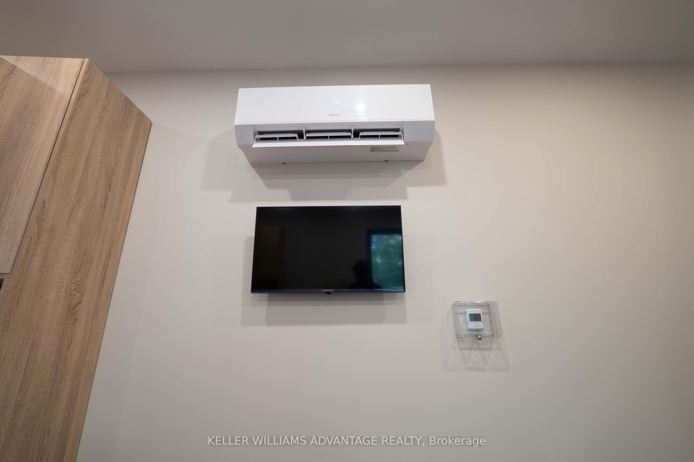 Unit Laneway Apartment - 23 Ross Street, Toronto 4