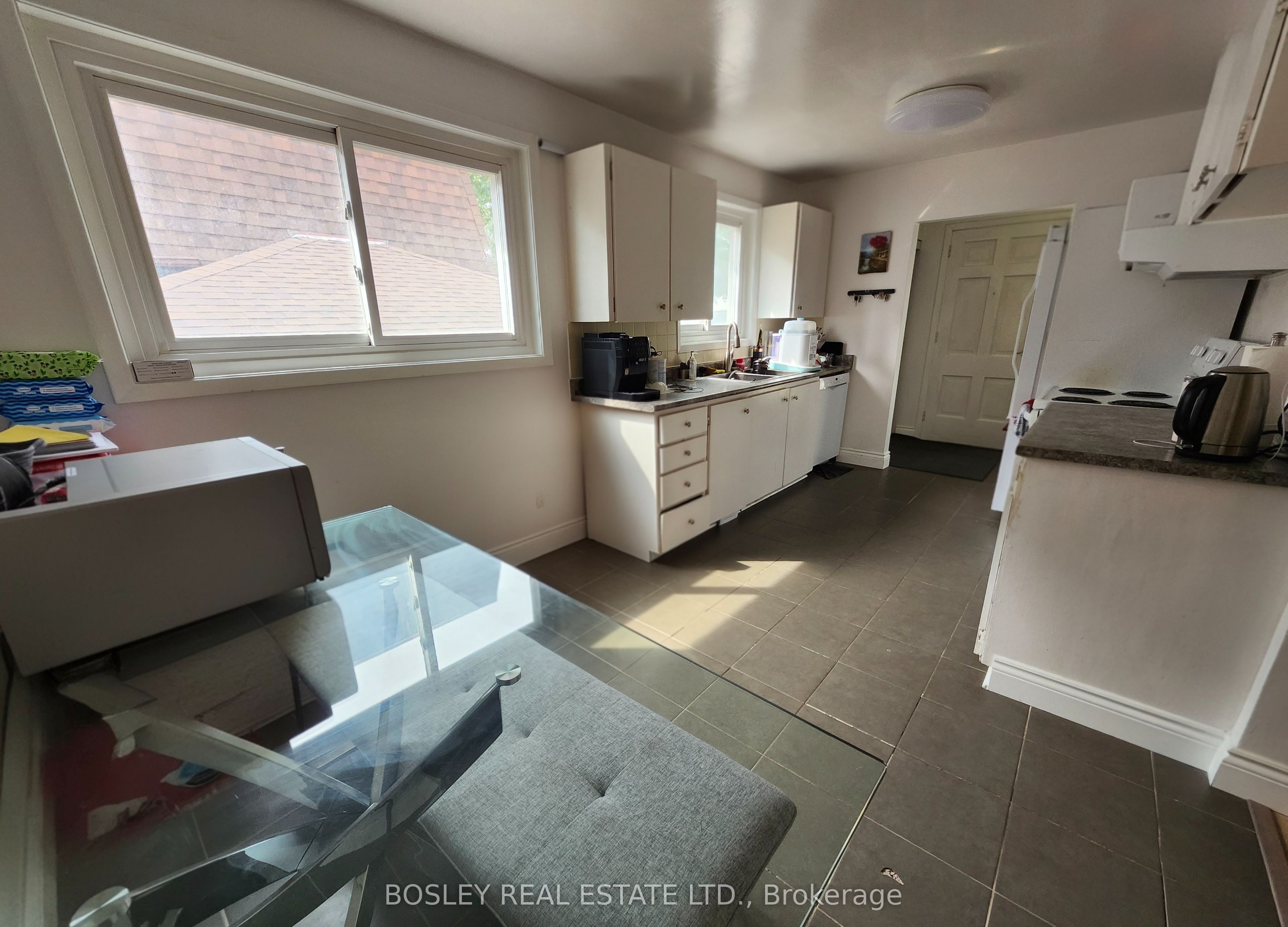Unit Main - 37 Summerside Crescent, North York 4