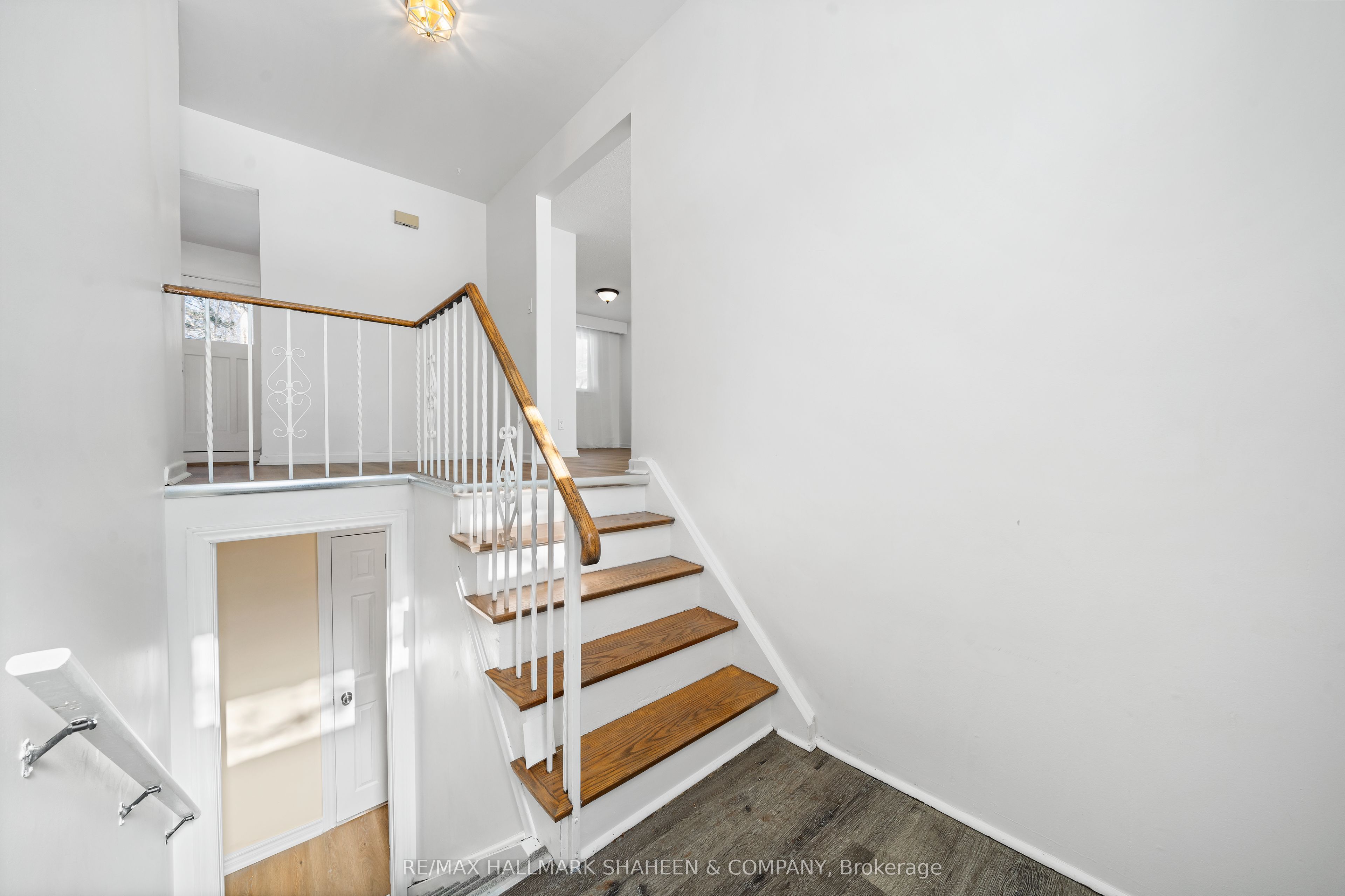 Unit Main - 96 Rameau Drive, North York 4