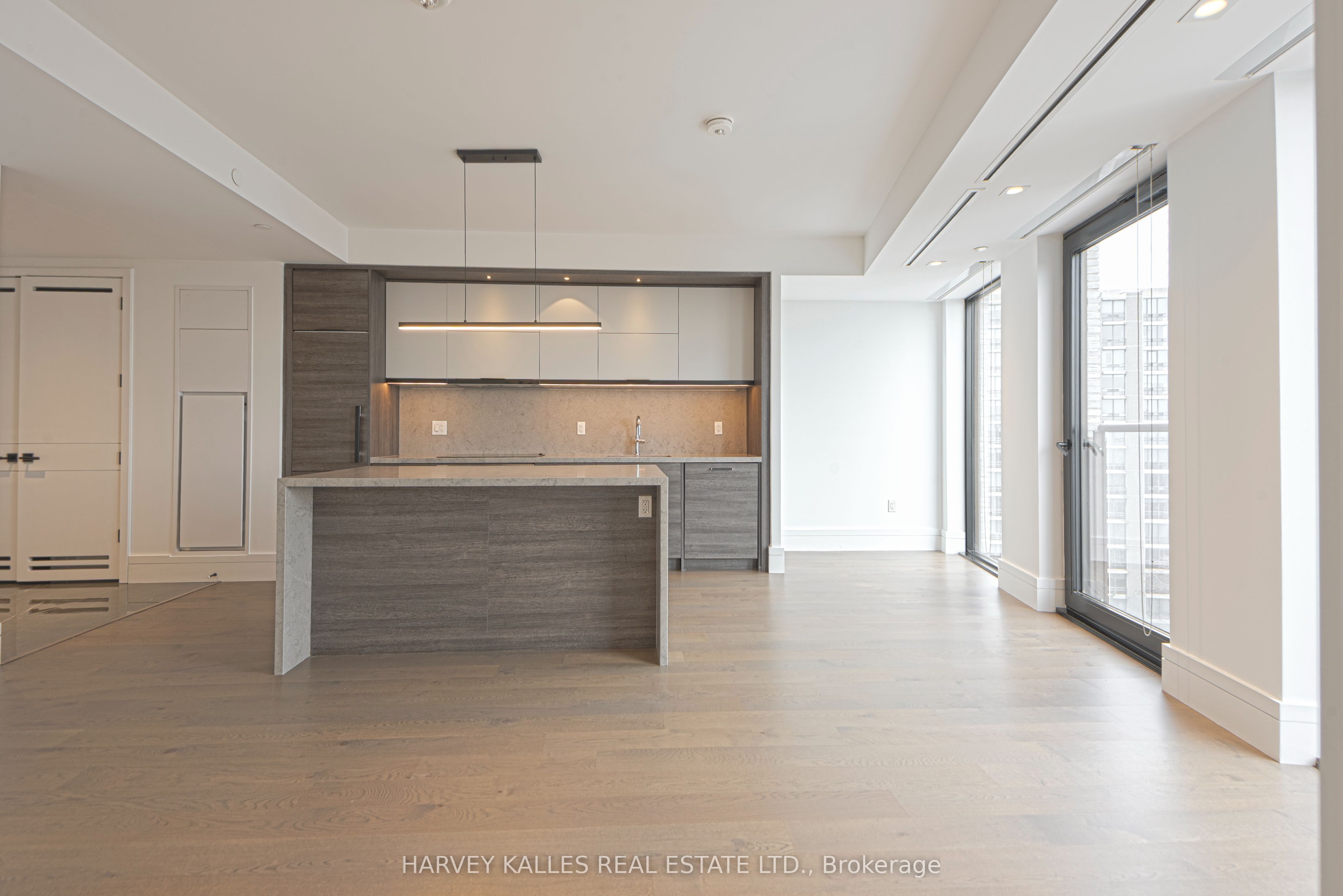 Unit 1508 - 215 Lonsdale Road, Toronto 3