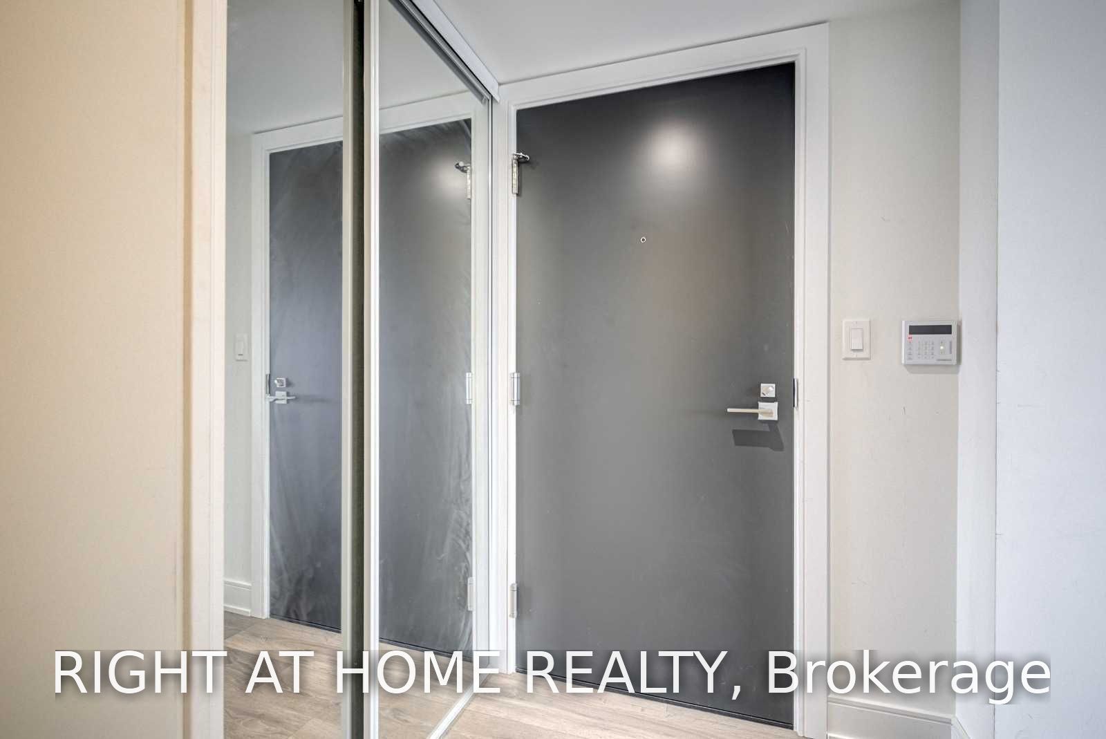 Unit 1402 - 89 Mcgill Street, Toronto 2