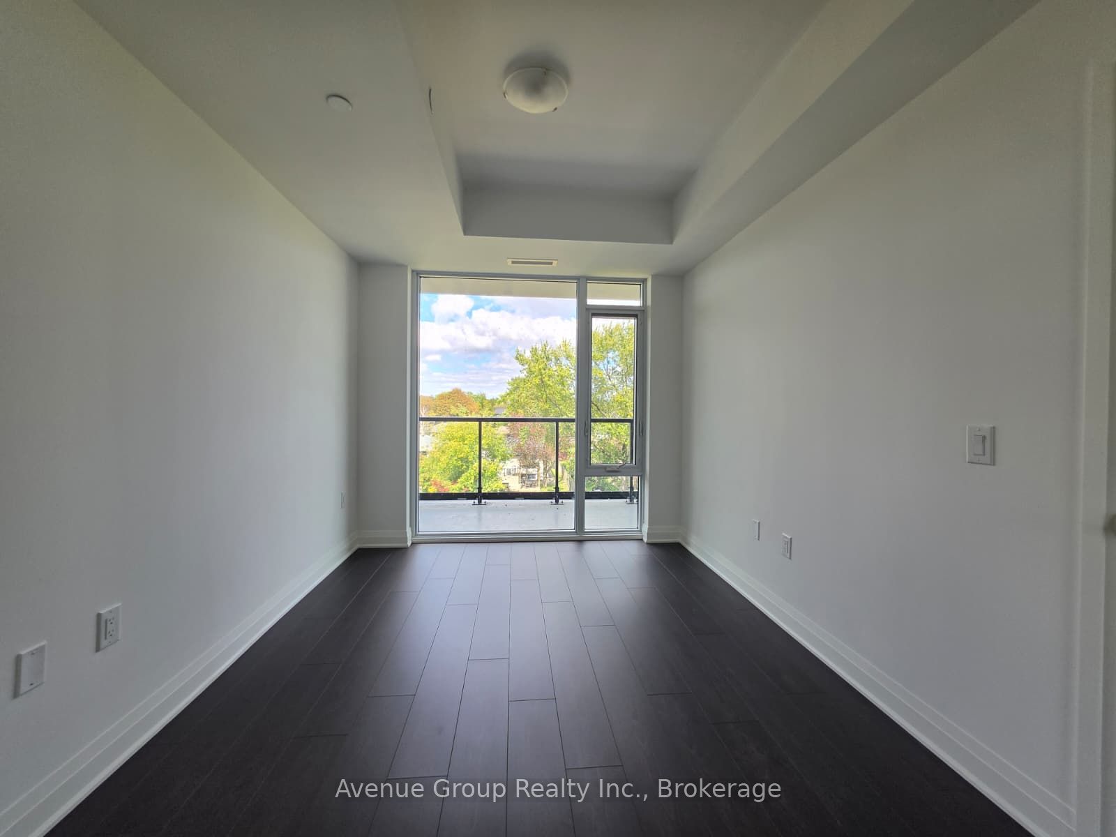 Unit 409 - 700 Sheppard Avenue W, North York 5