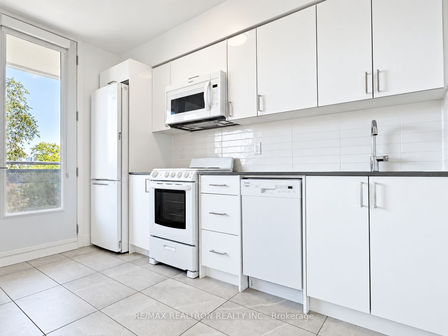 Unit 503 - 276 St George Street, Toronto 3