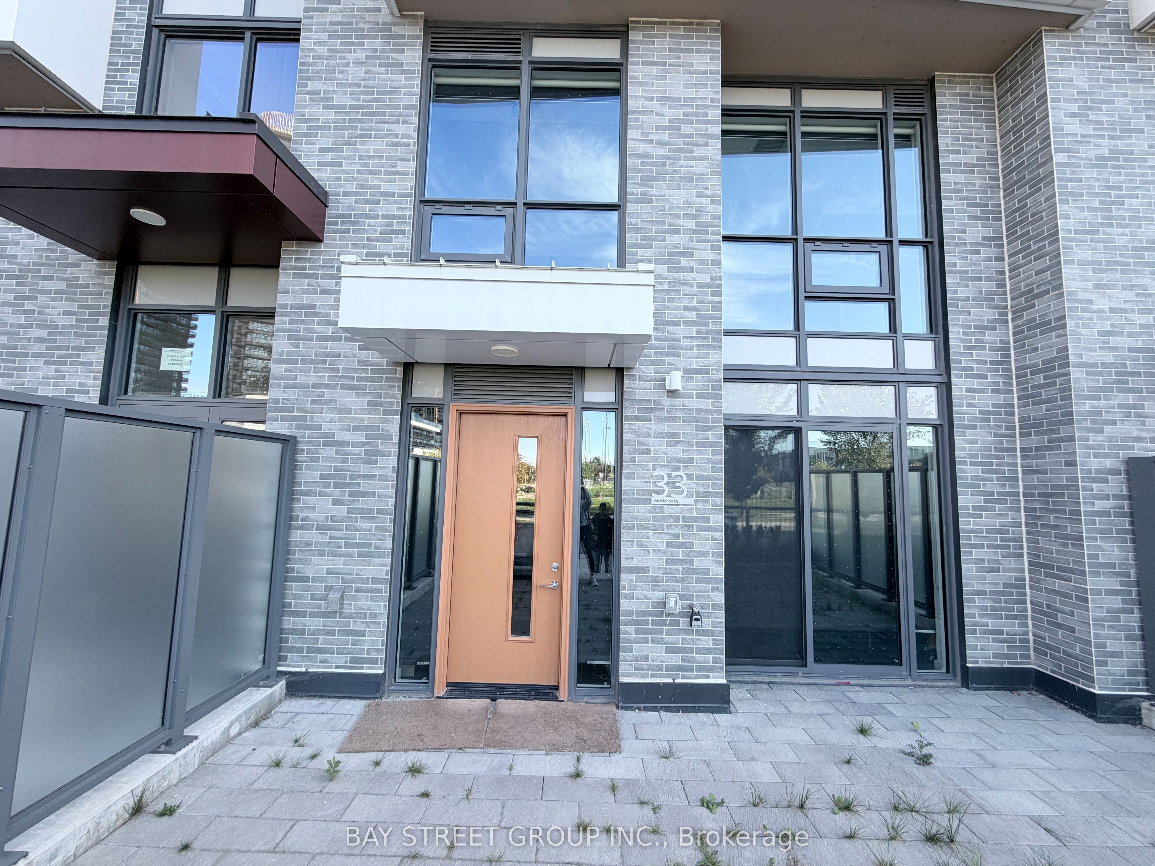 Unit 103 - 33 MCMAHON Drive, North York 2