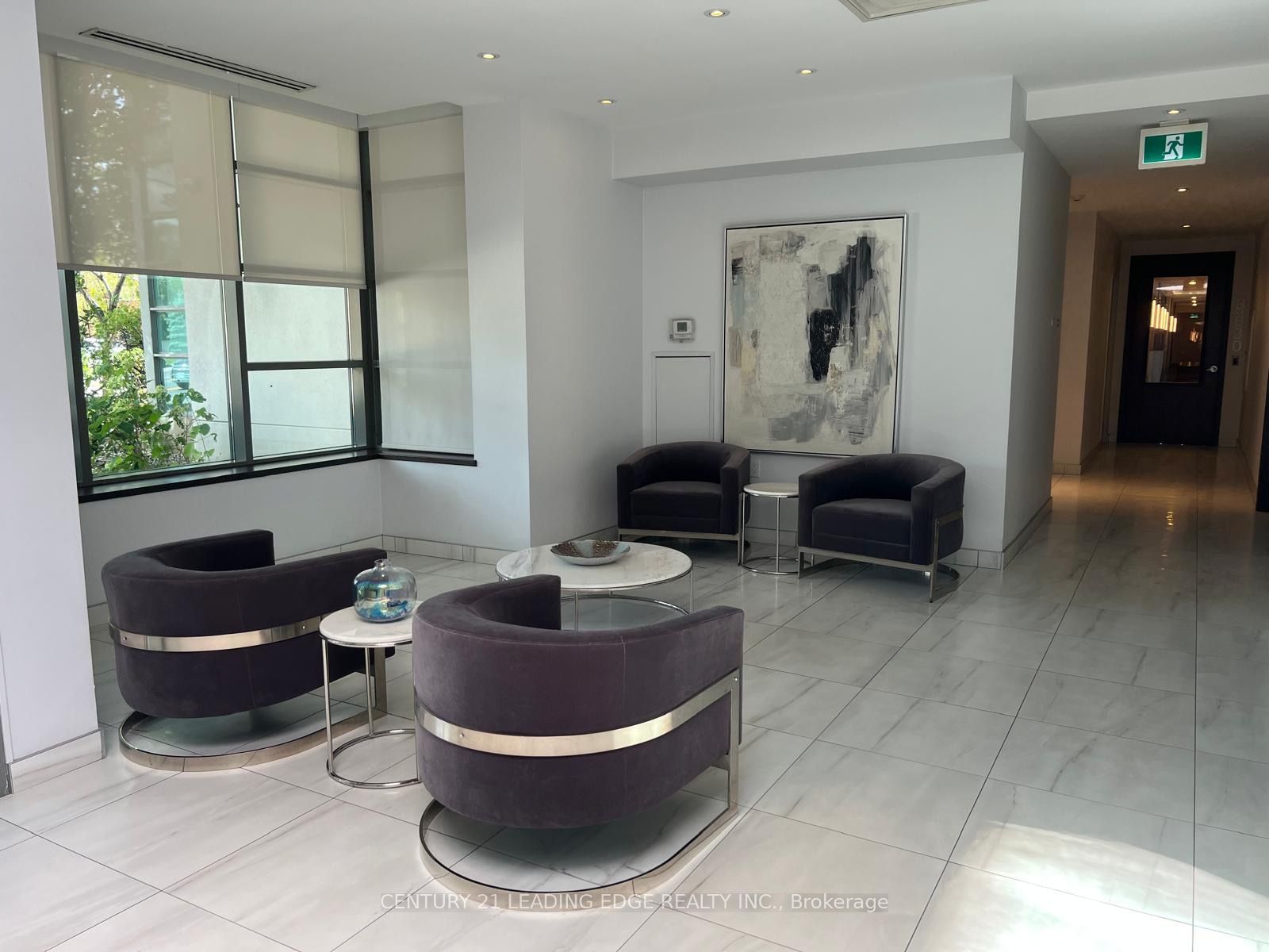 Unit 706 - 3830 Bathurst Street, North York 3