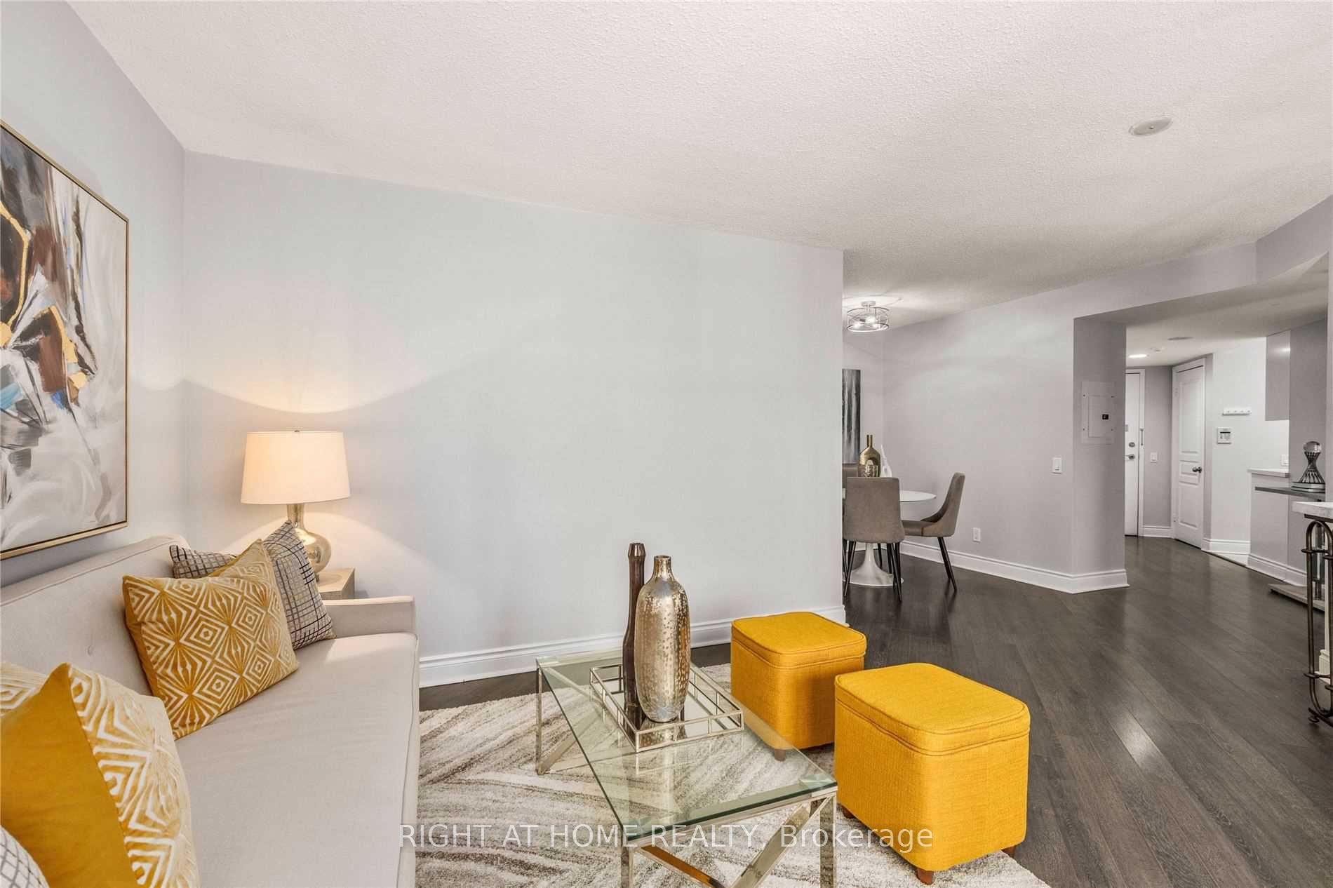 Unit 1029 - 15 Northtown Way, North York 5