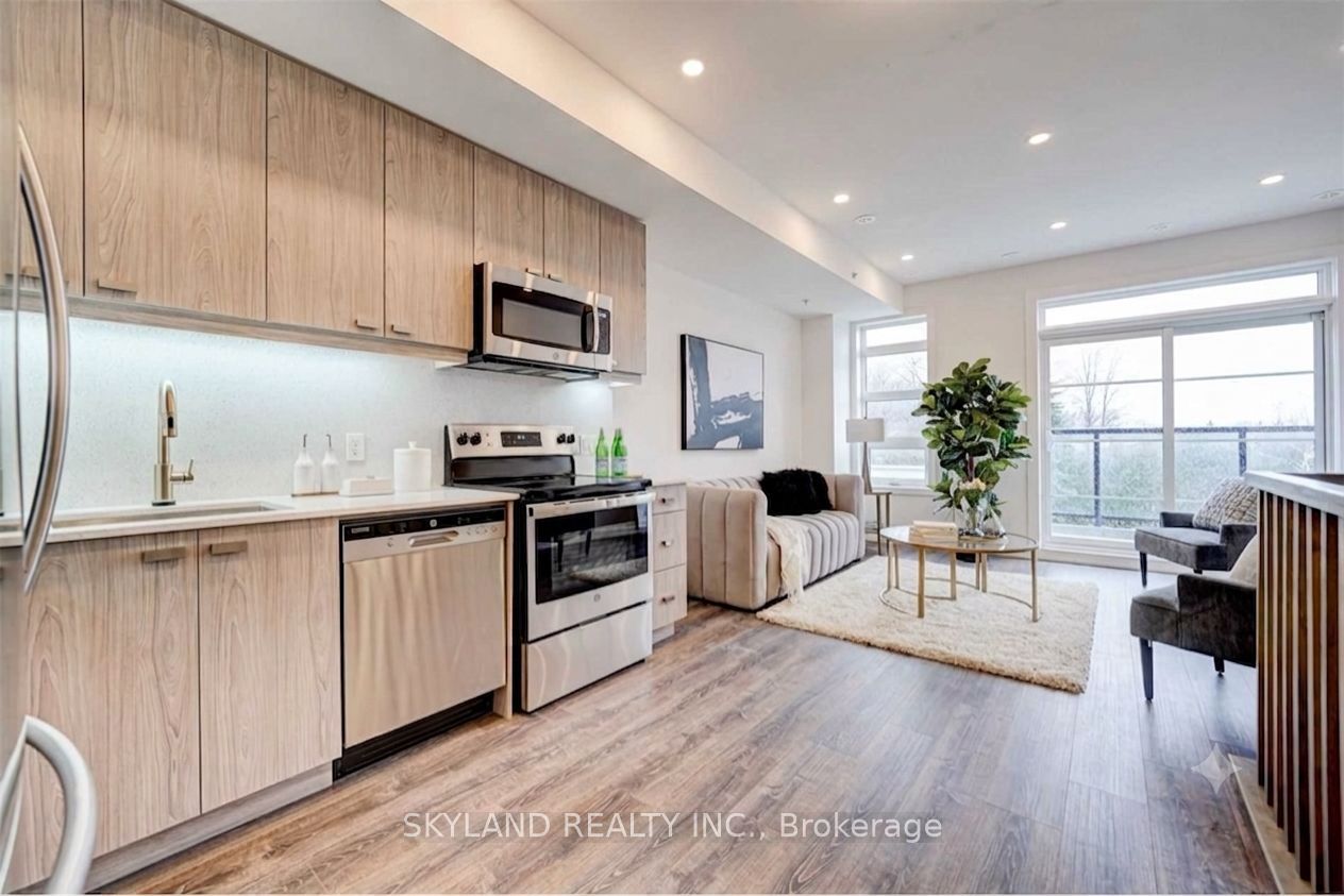 Unit 40 - 57 Finch Avenue W, North York 3