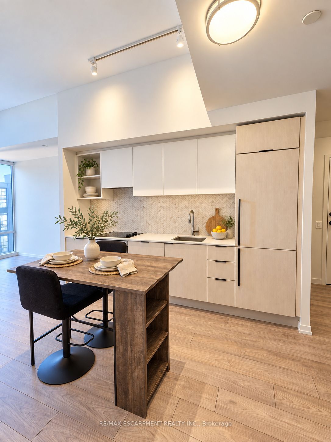 Unit 1010 - 82 Dalhousie Street, Toronto 3