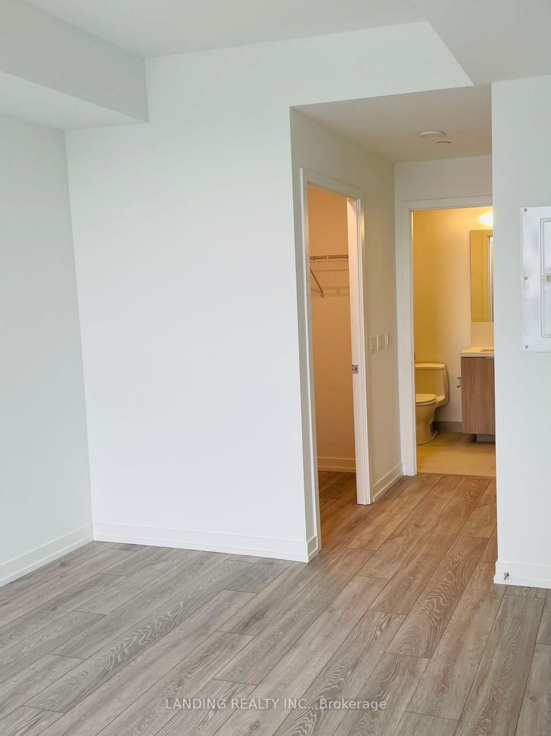 Unit 1721 - 2020 bathurst Street, Toronto 5