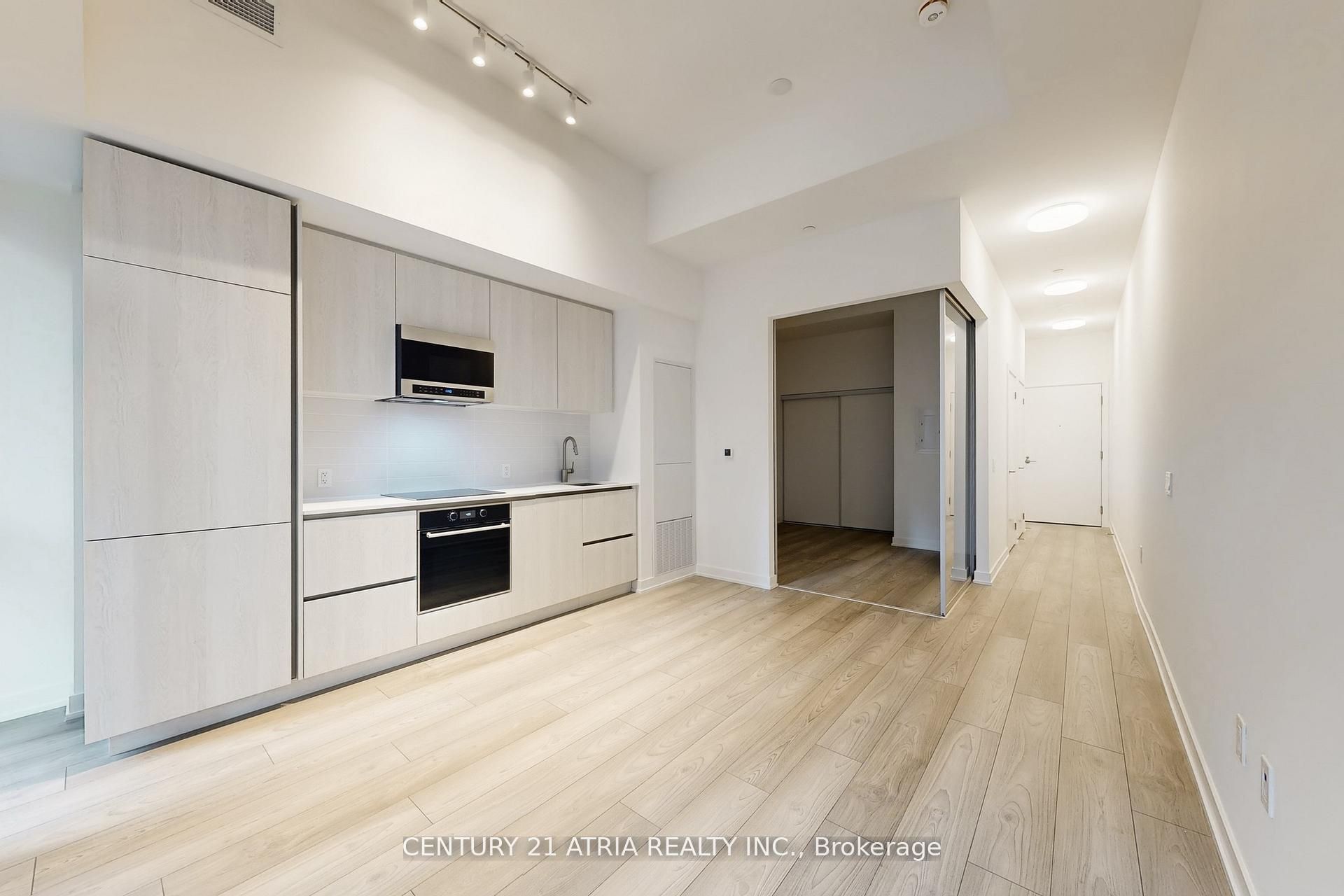 Unit 411 - 110 Broadway Avenue S, Toronto 5