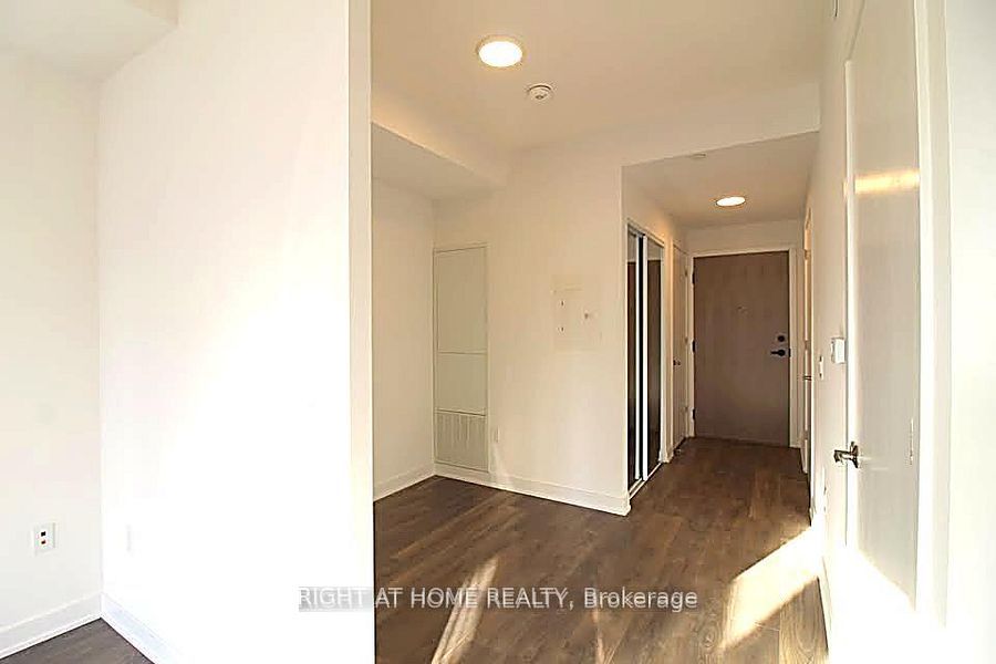 Unit 1606 - 130 River Street, Toronto 4