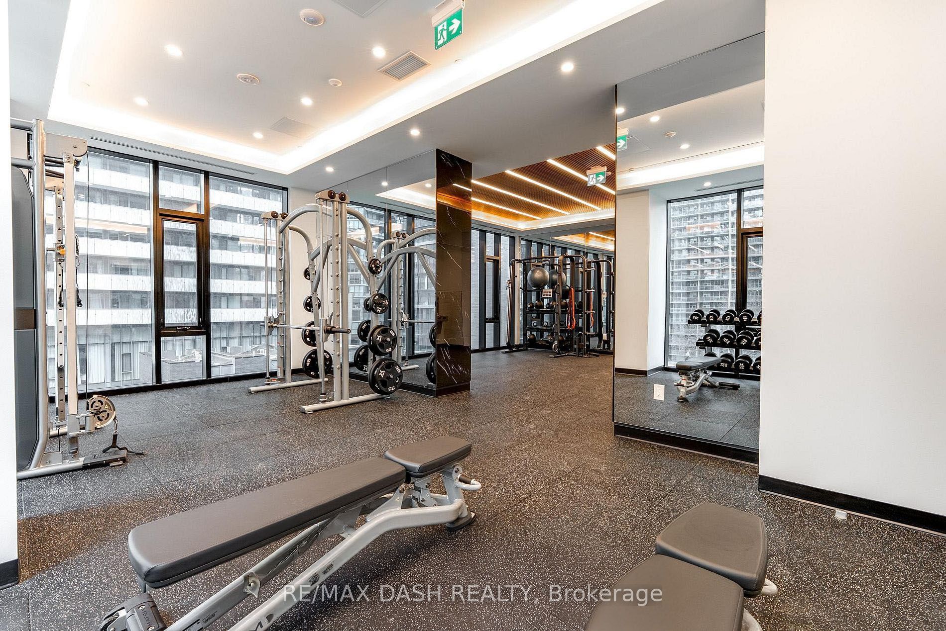Unit 3302 - 634 Church Street, Toronto 4