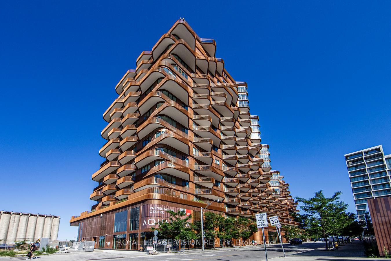 Unit 512 - 155 Merchants' Wharf, Toronto 2