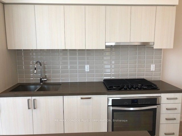 Unit 614 - 501 St Clair Avenue W, Toronto 3