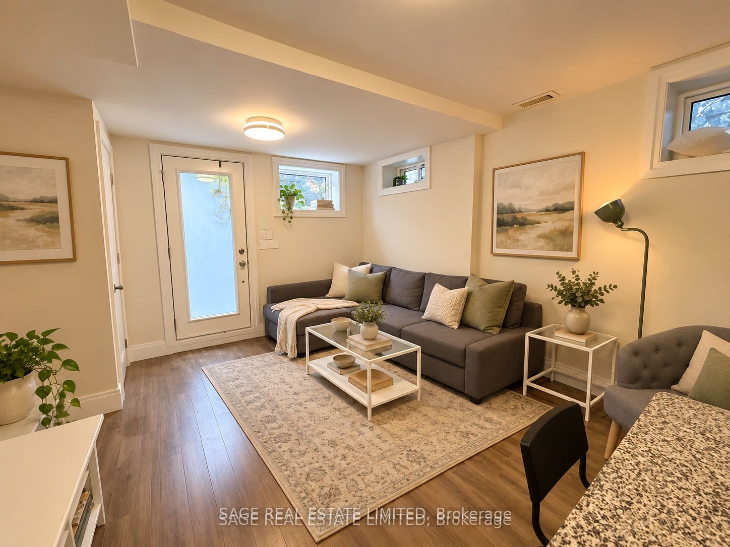 Unit Lower - 228 Montrose Avenue, Toronto 2