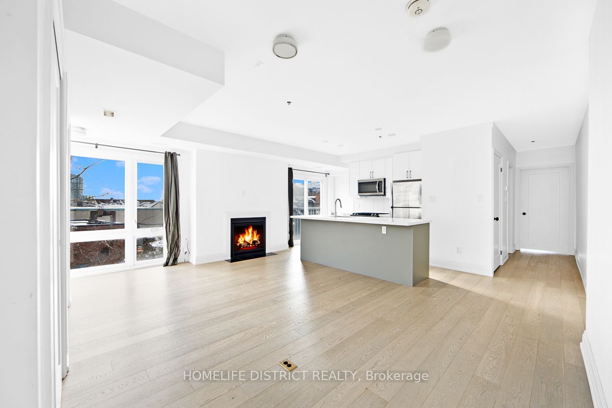 Unit 200 - 243 Niagara Street, Toronto 4
