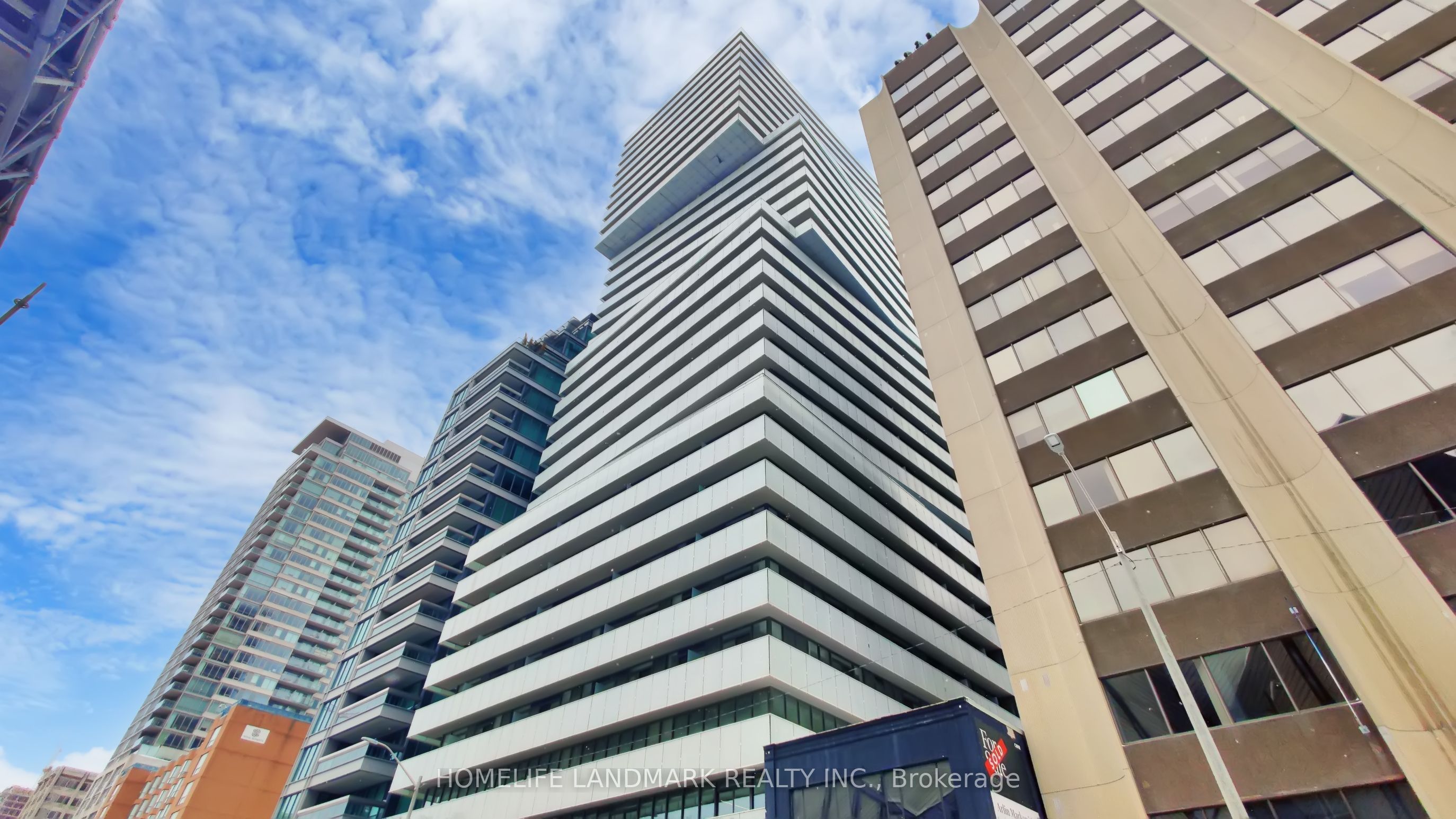 Unit 2305 - 200 Bloor Street W, Toronto 3