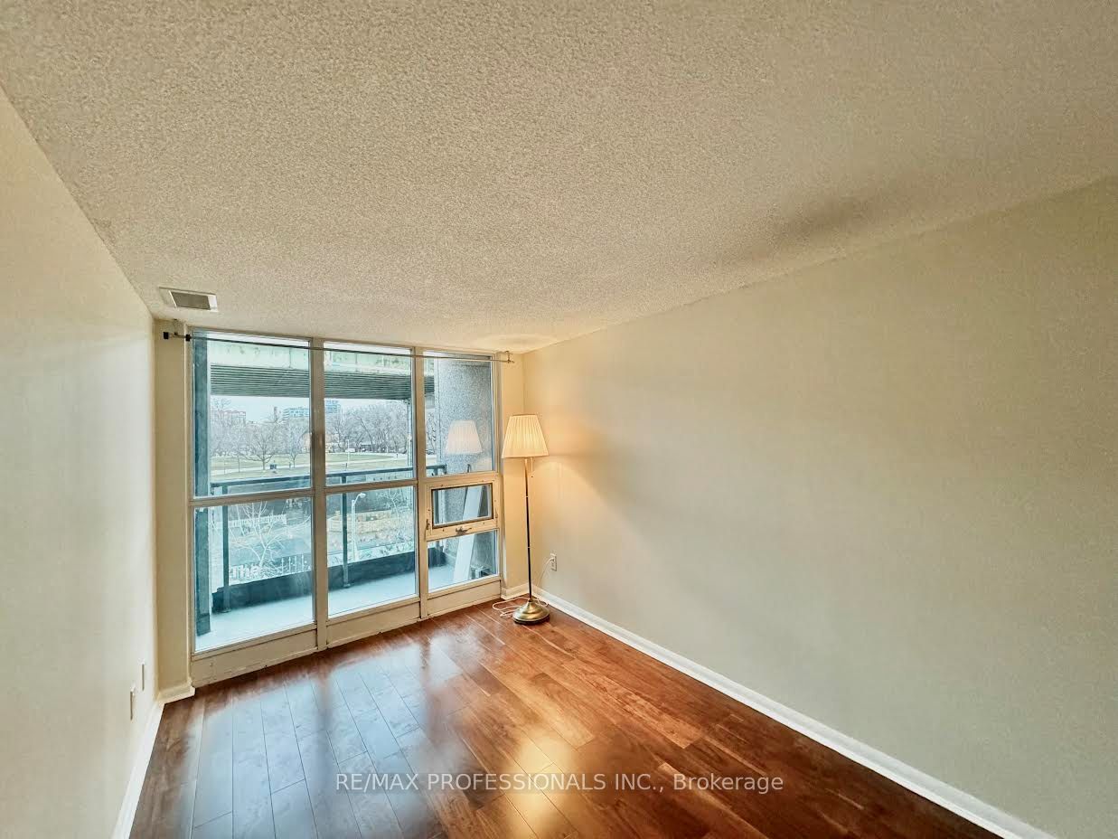 Unit 428 - 231 Fort York Boulevard, Toronto 4
