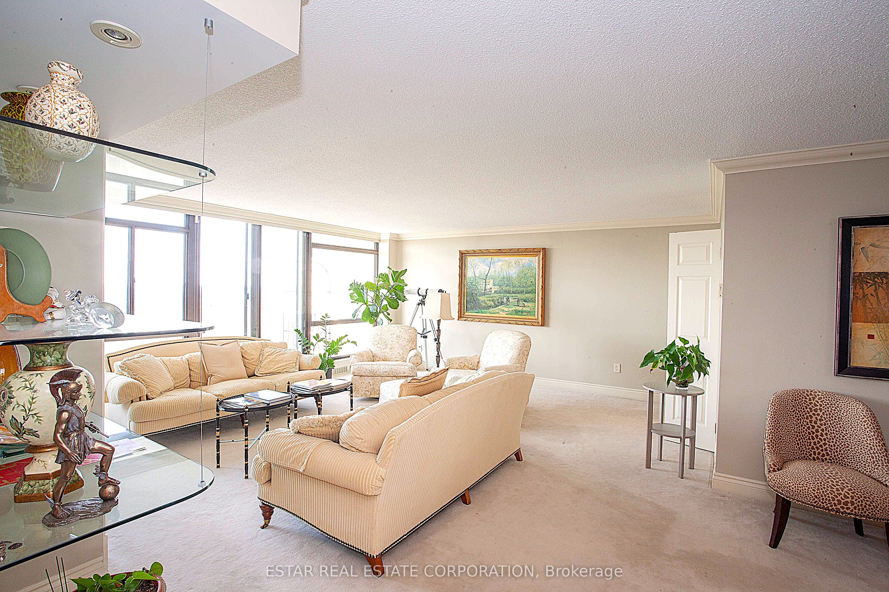 Unit PH09 - 3300 Don Mills Road, North York 4