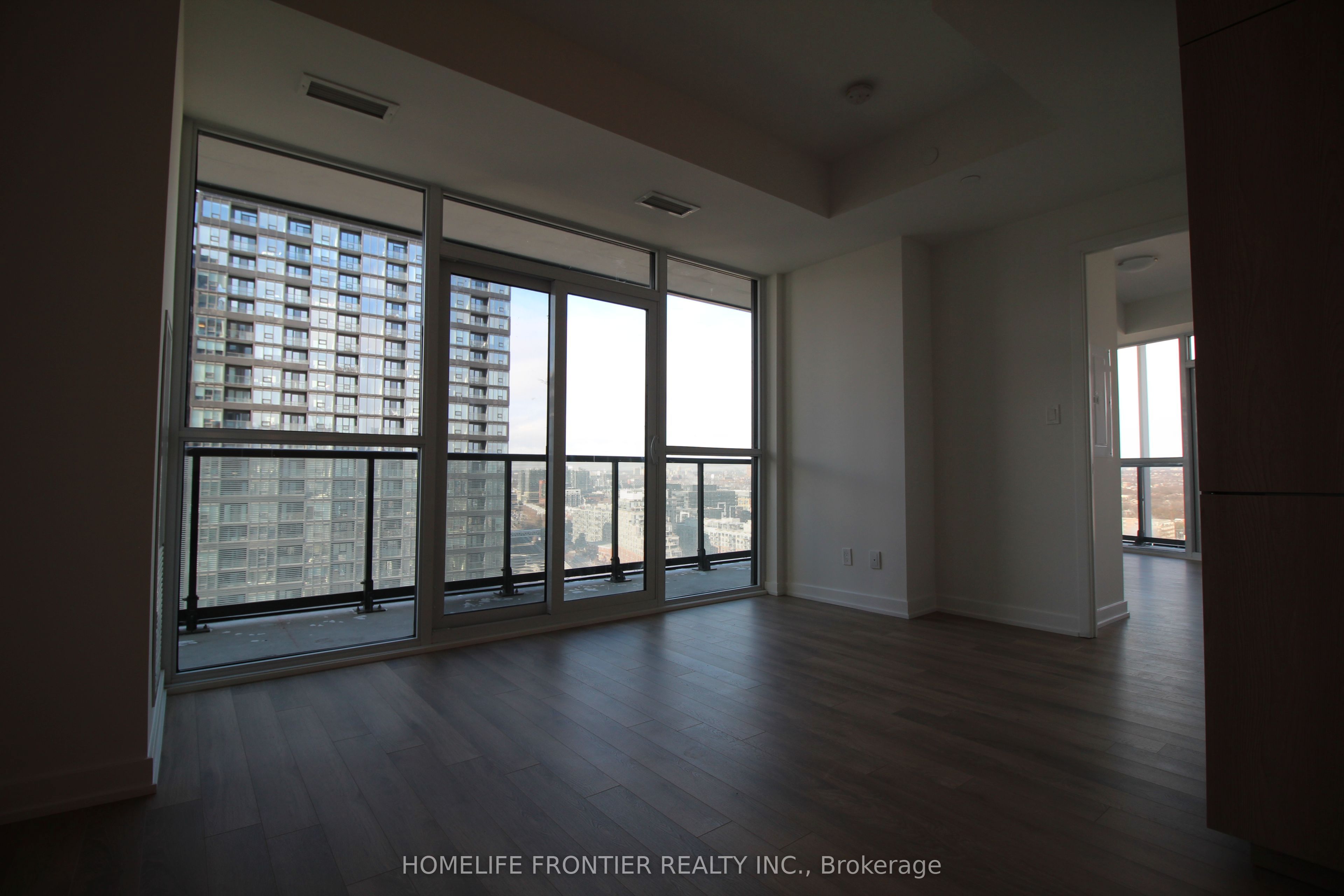Unit 2005 - 50 Ordnance Street, Toronto 4