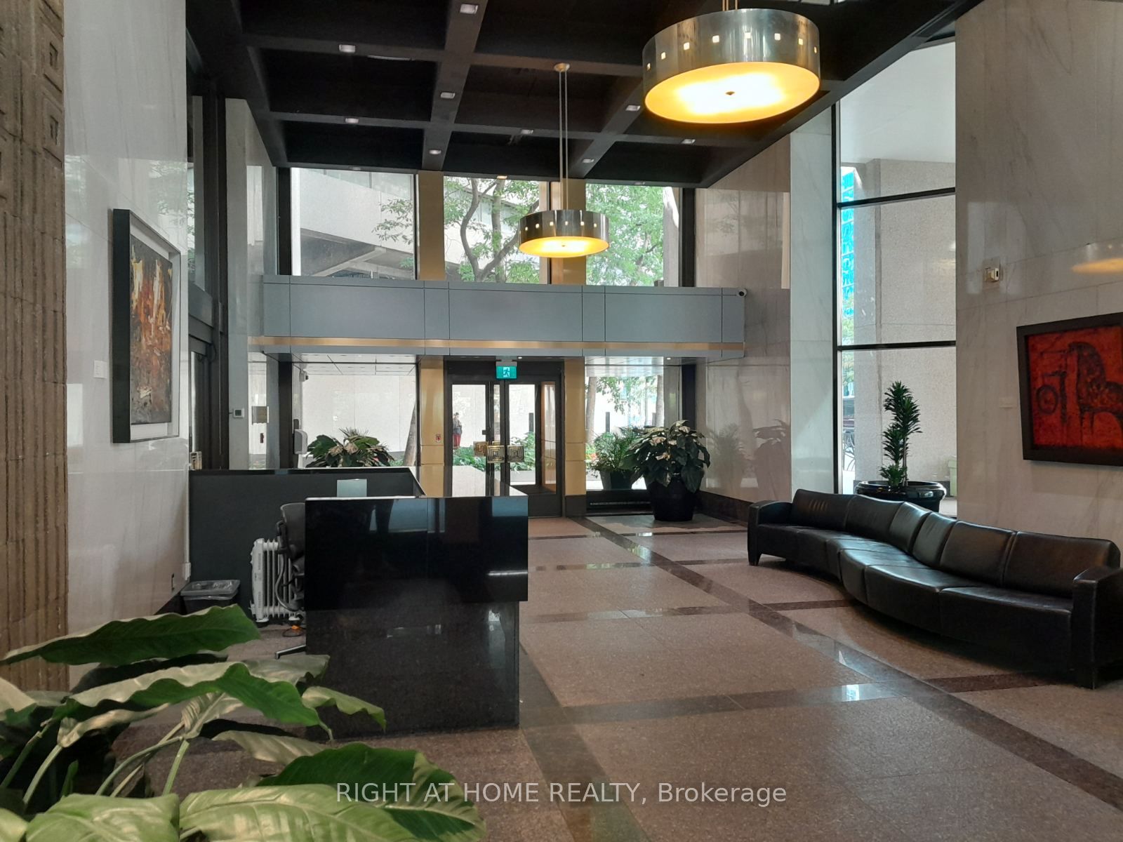 Unit 2431 - 33 Harbour Square, Toronto 4