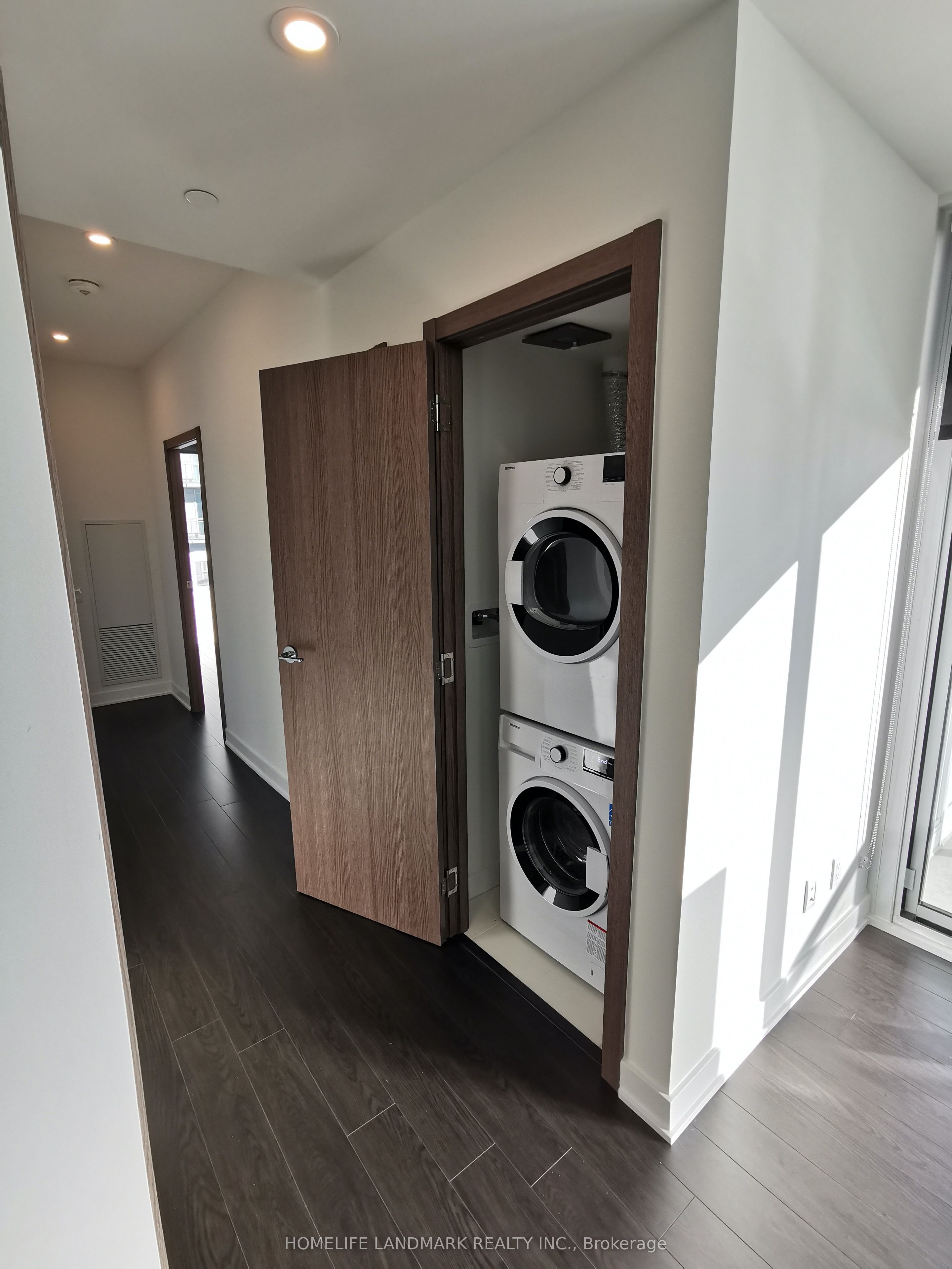 Unit 2115 - 17 Bathurst Street, Toronto 5
